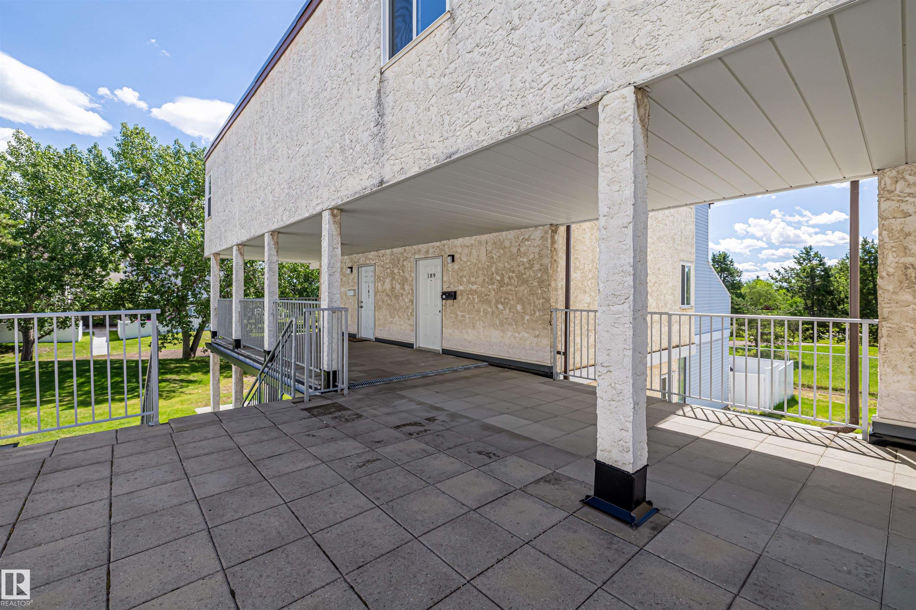 Picture for 189 LANCASTER TC NW