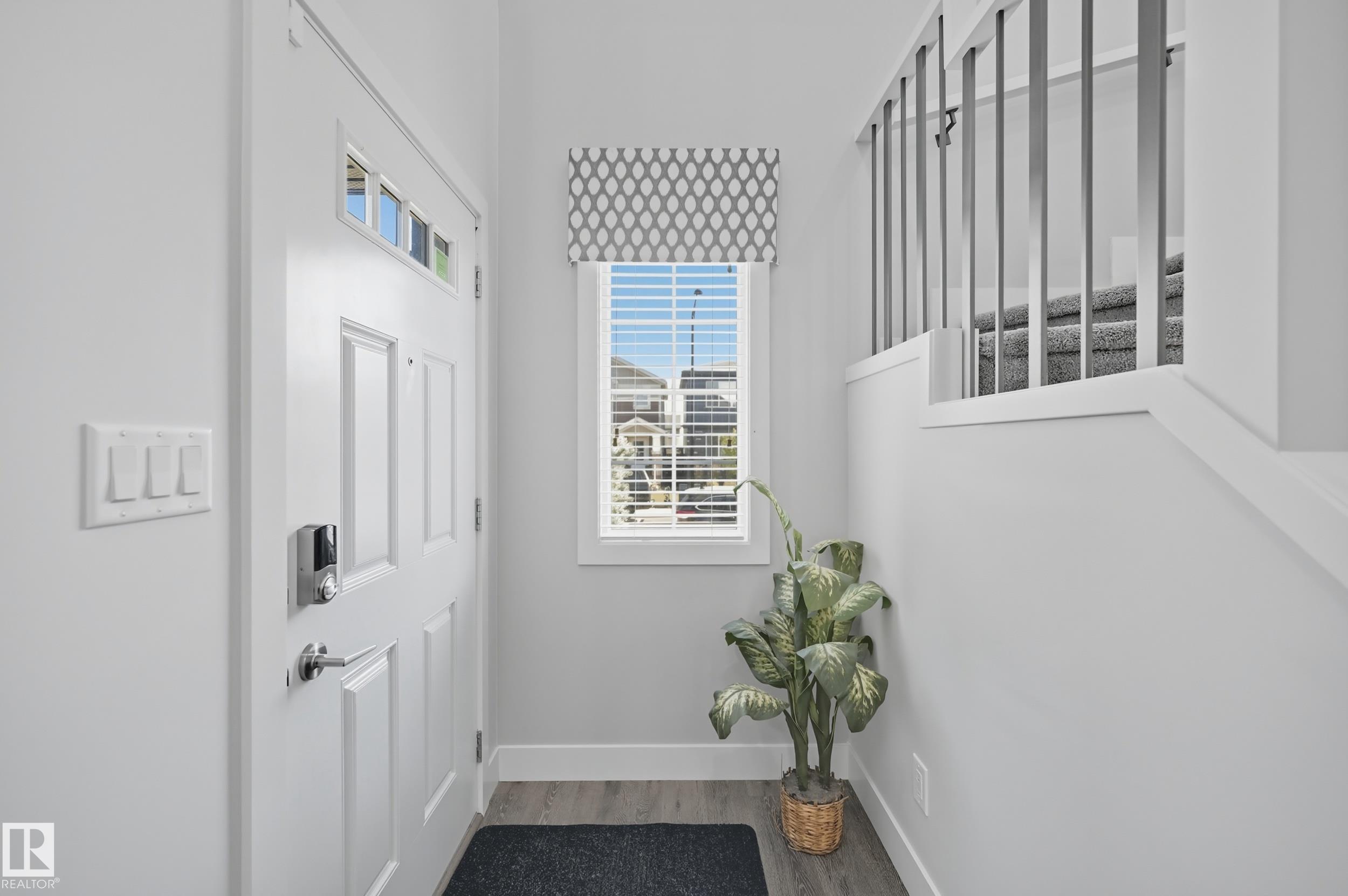 Picture for 22103 87 AV NW