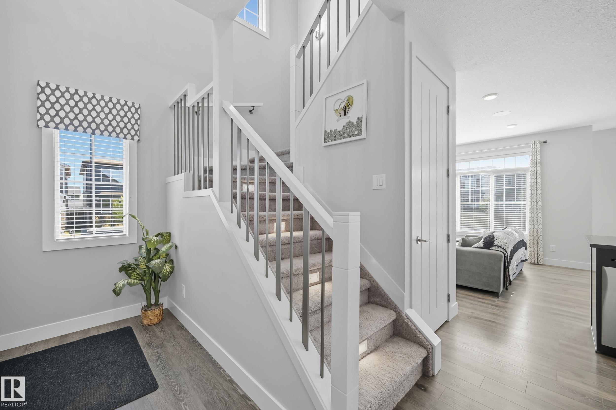 Picture for 22103 87 AV NW