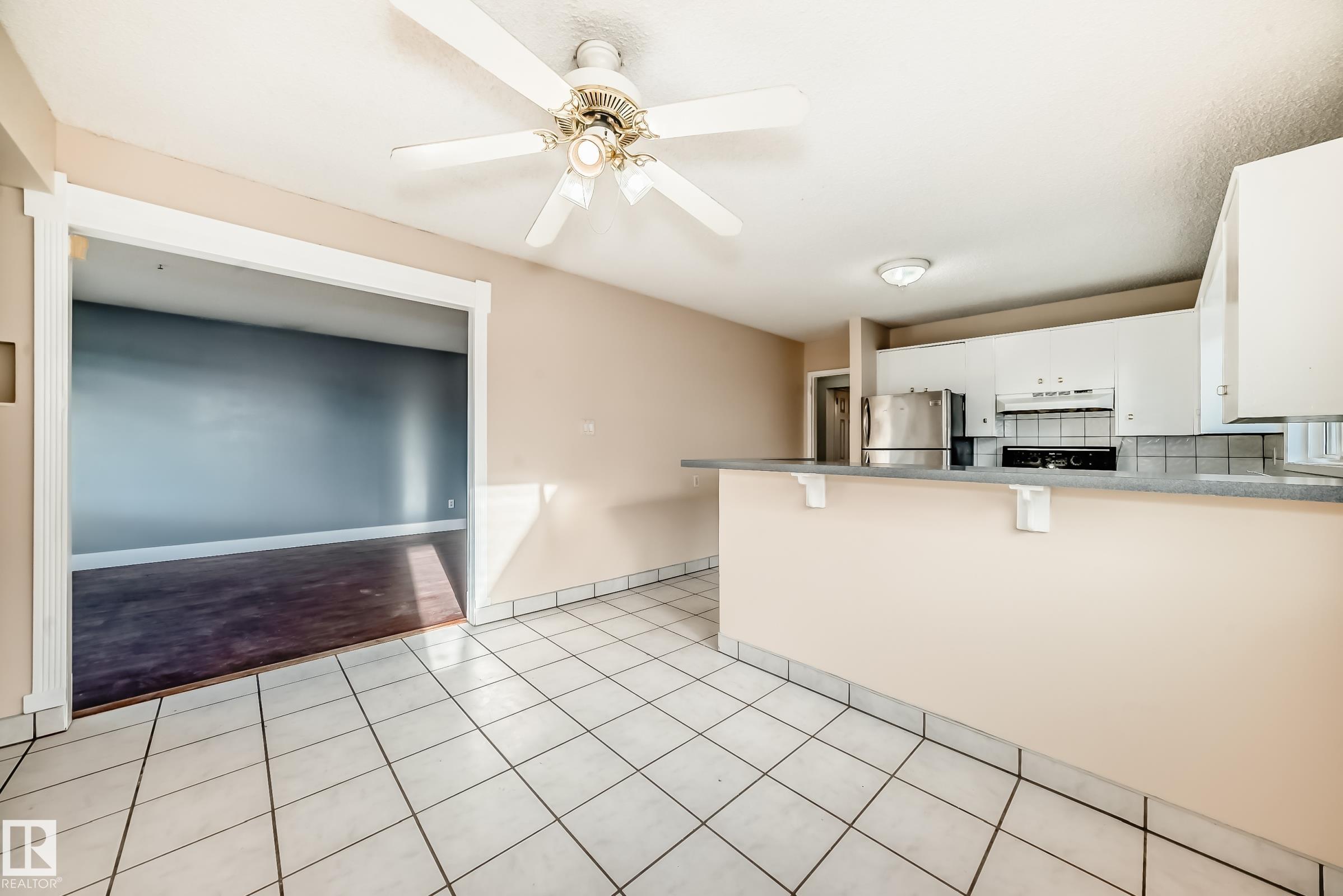 Photo 12 at 12409 87 Street NW, Delton, Edmonton