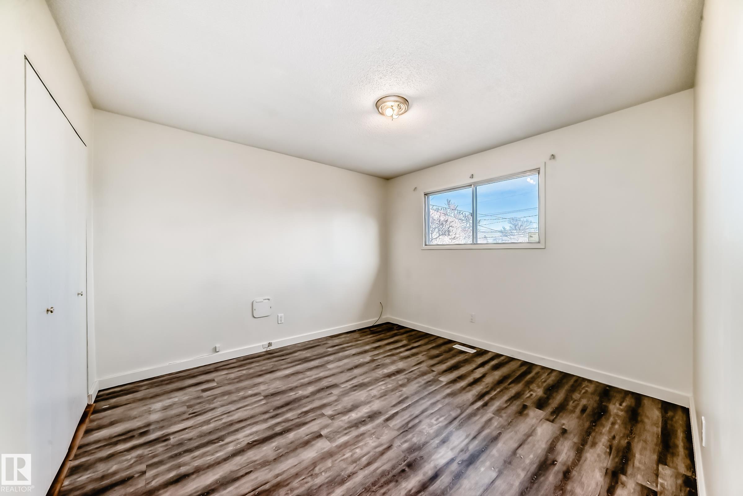 Photo 18 at 12409 87 Street NW, Delton, Edmonton