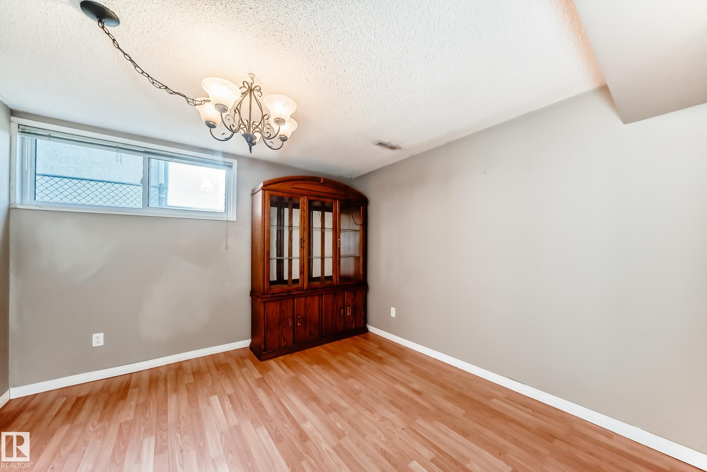 Photo 35 at 12409 87 Street NW, Delton, Edmonton