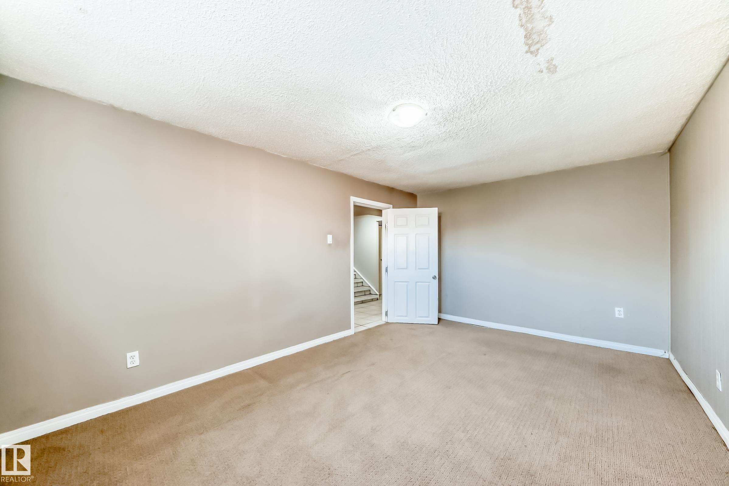 Photo 42 at 12409 87 Street NW, Delton, Edmonton