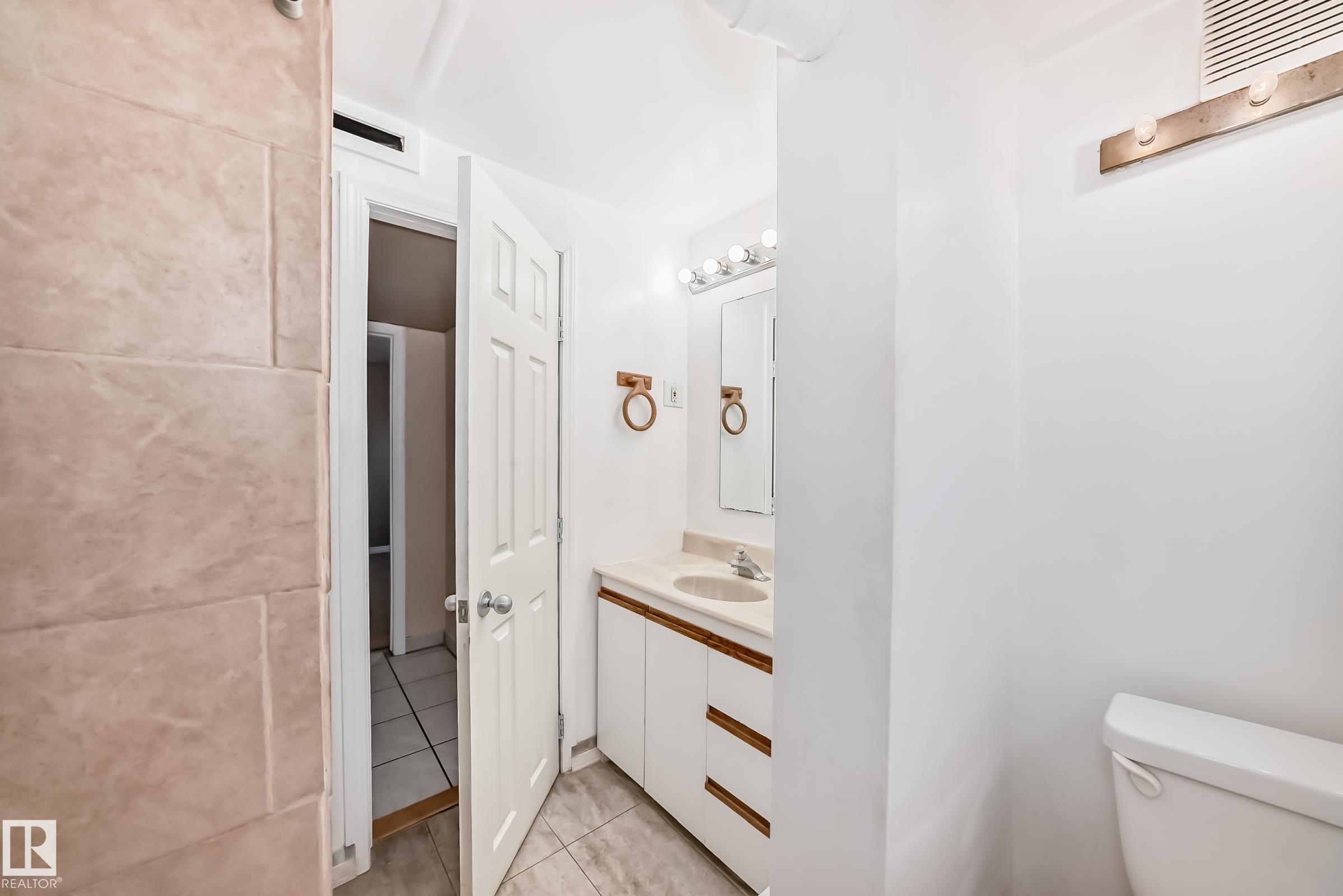 Photo 44 at 12409 87 Street NW, Delton, Edmonton