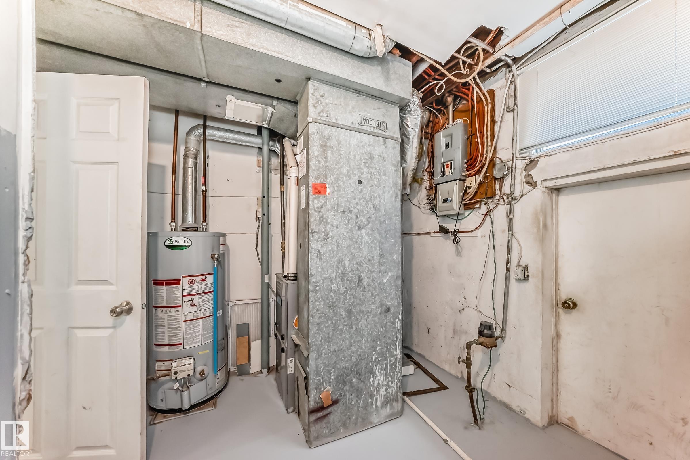 Photo 47 at 12409 87 Street NW, Delton, Edmonton