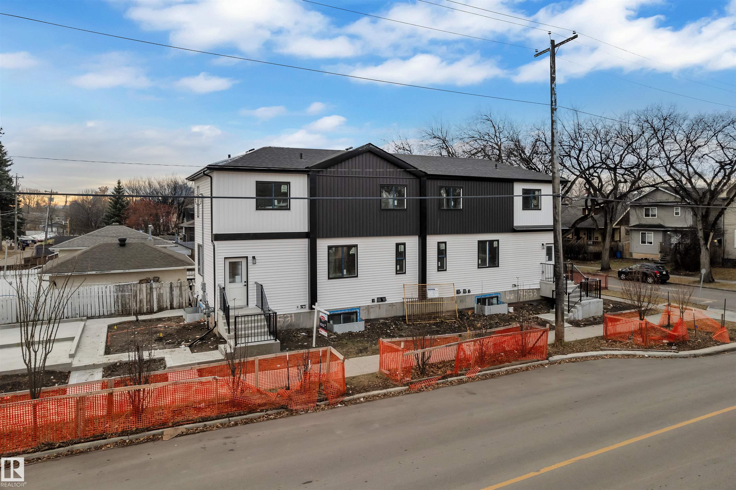 Photo 2 at 9531/ 9533 115 Avenue NW, Alberta Avenue, Edmonton