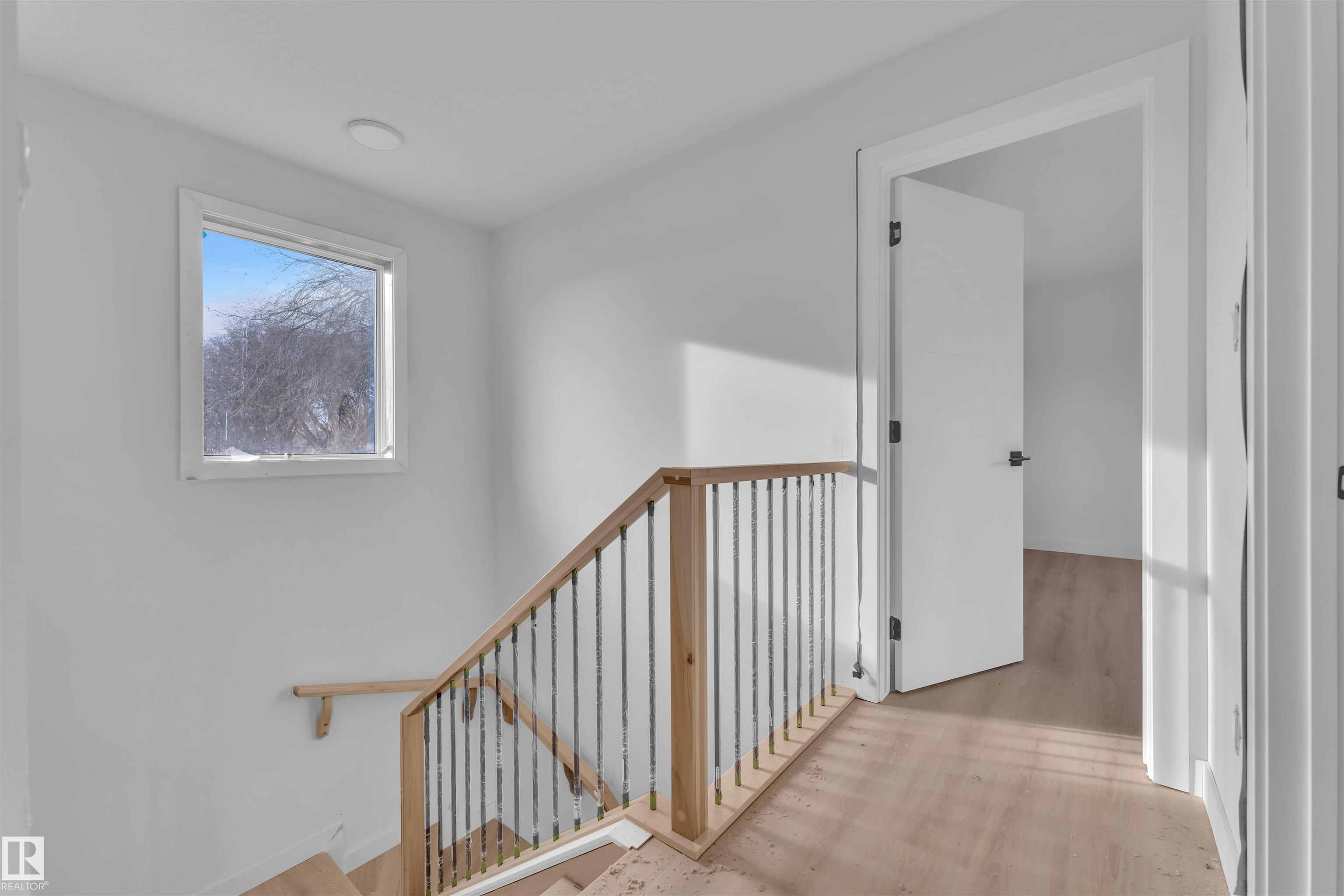 Photo 14 at 9531/ 9533 115 Avenue NW, Alberta Avenue, Edmonton