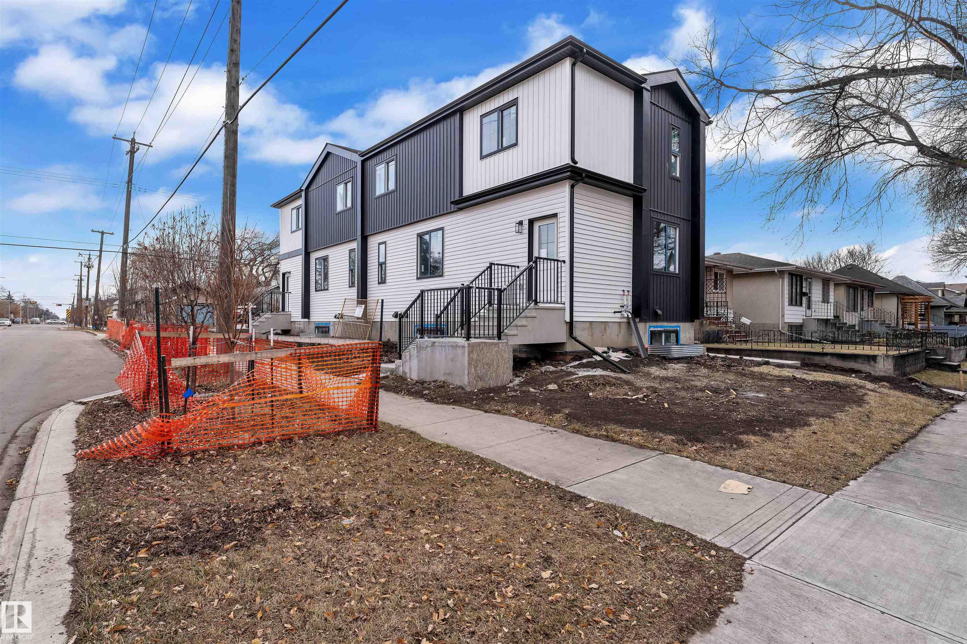 Photo 3 at 9531/ 9533 115 Avenue NW, Alberta Avenue, Edmonton