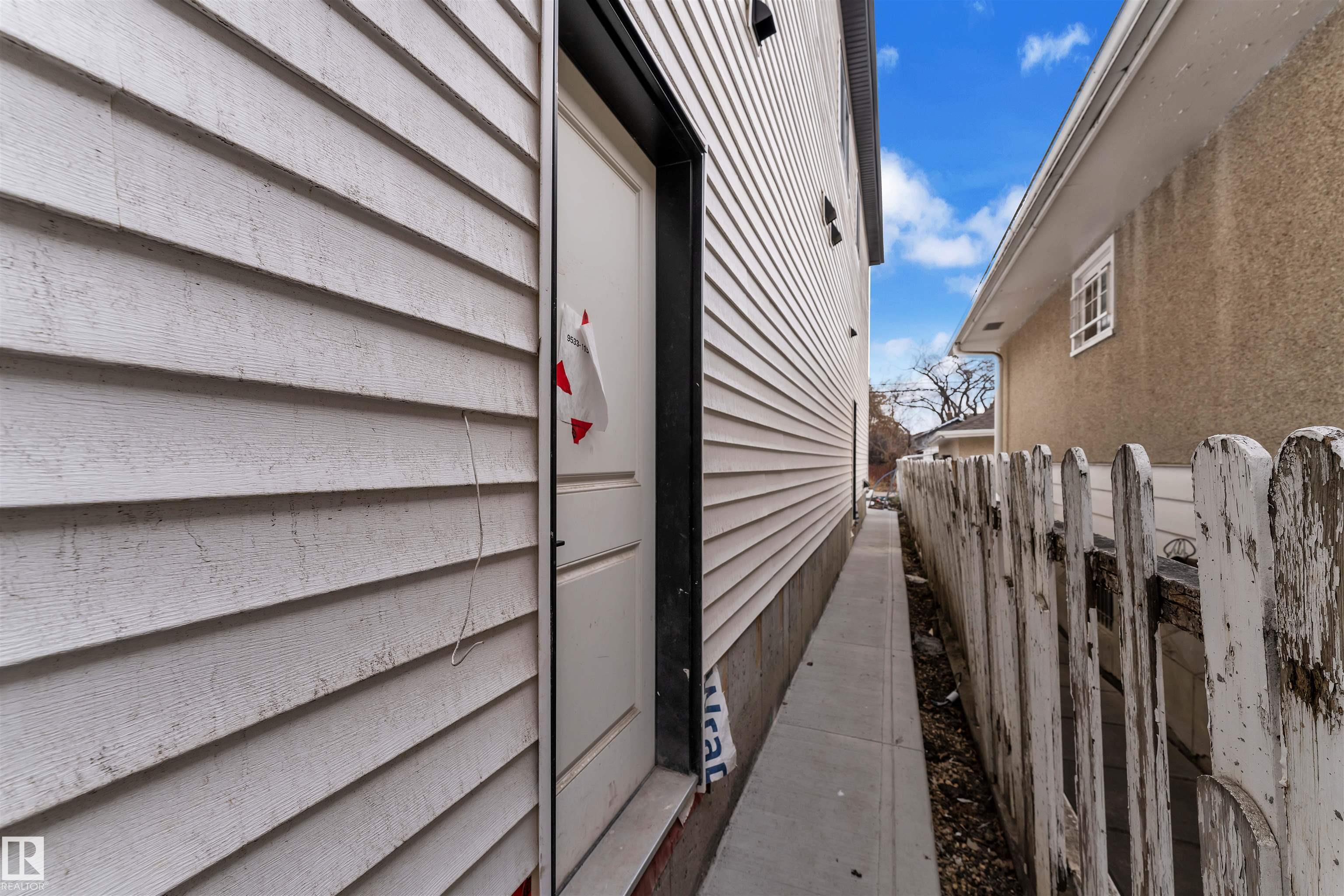 Photo 23 at 9531/ 9533 115 Avenue NW, Alberta Avenue, Edmonton