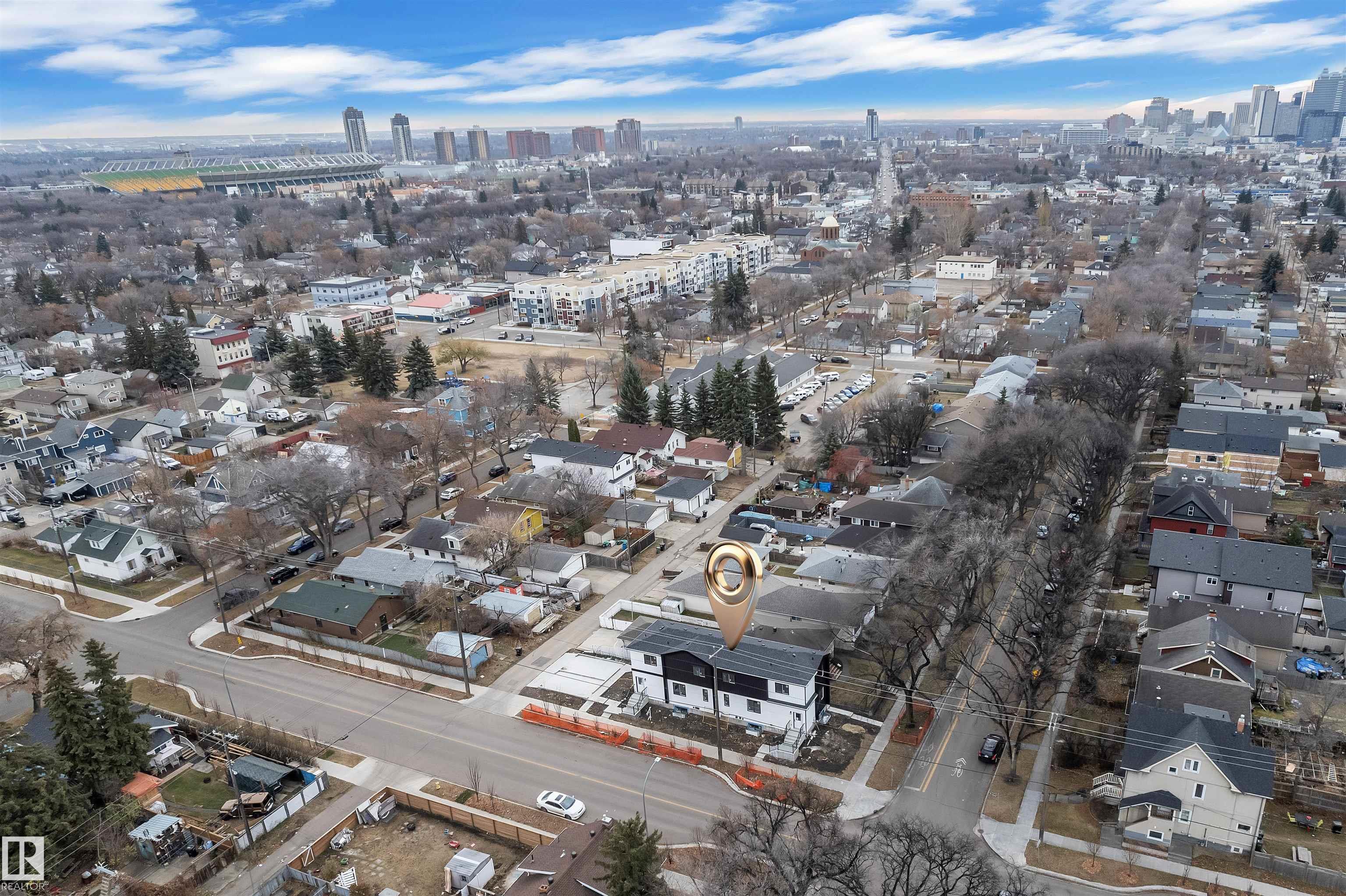 Photo 7 at 9531/ 9533 115 Avenue NW, Alberta Avenue, Edmonton