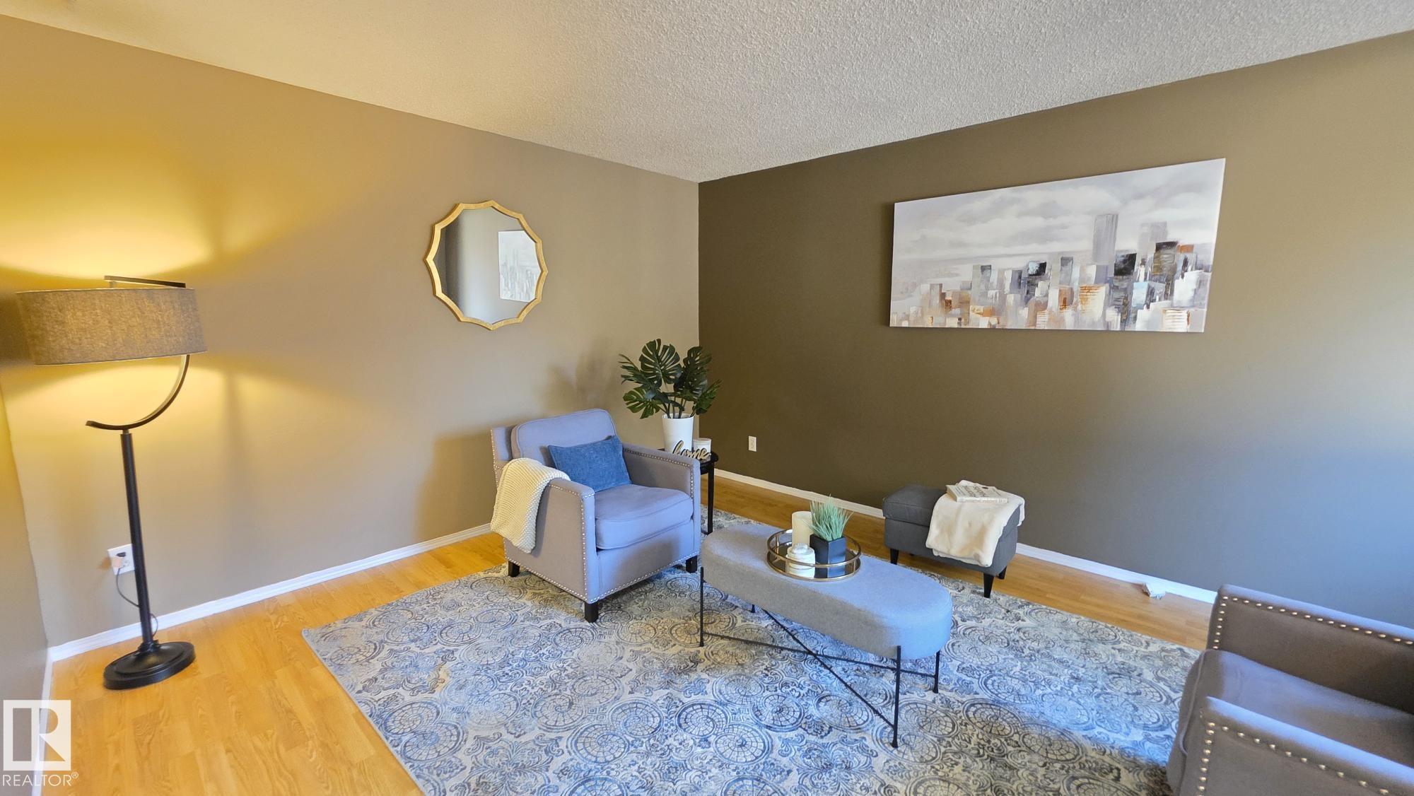 Picture for 117 LONDONDERRY SQ NW