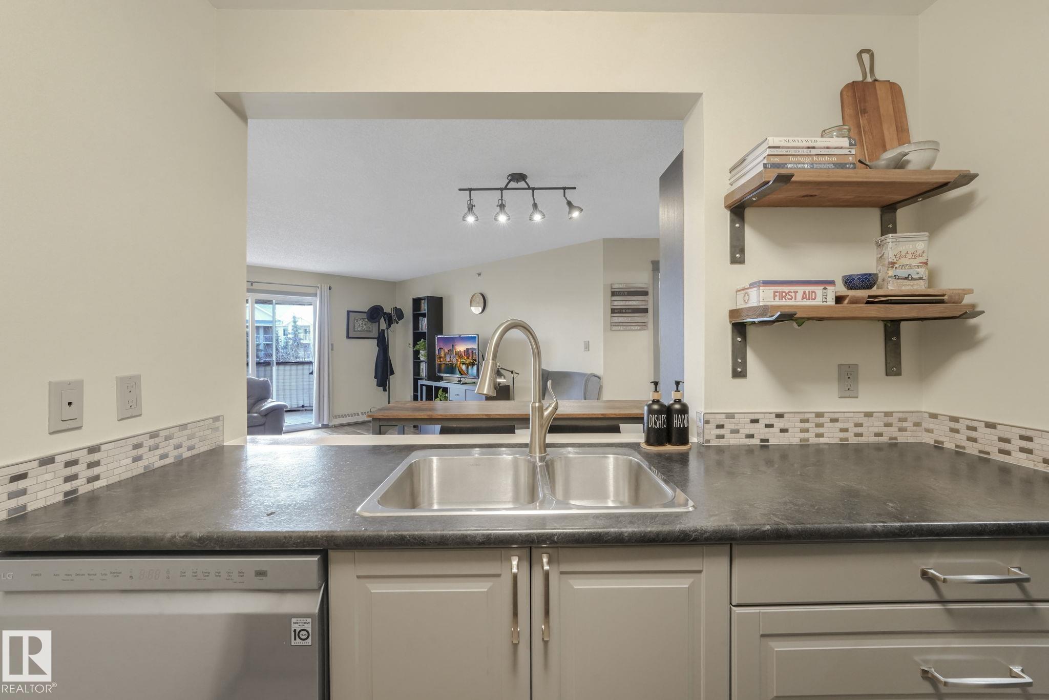 Photo 12 at 308 - 11218 80 Street NW, Cromdale, Edmonton