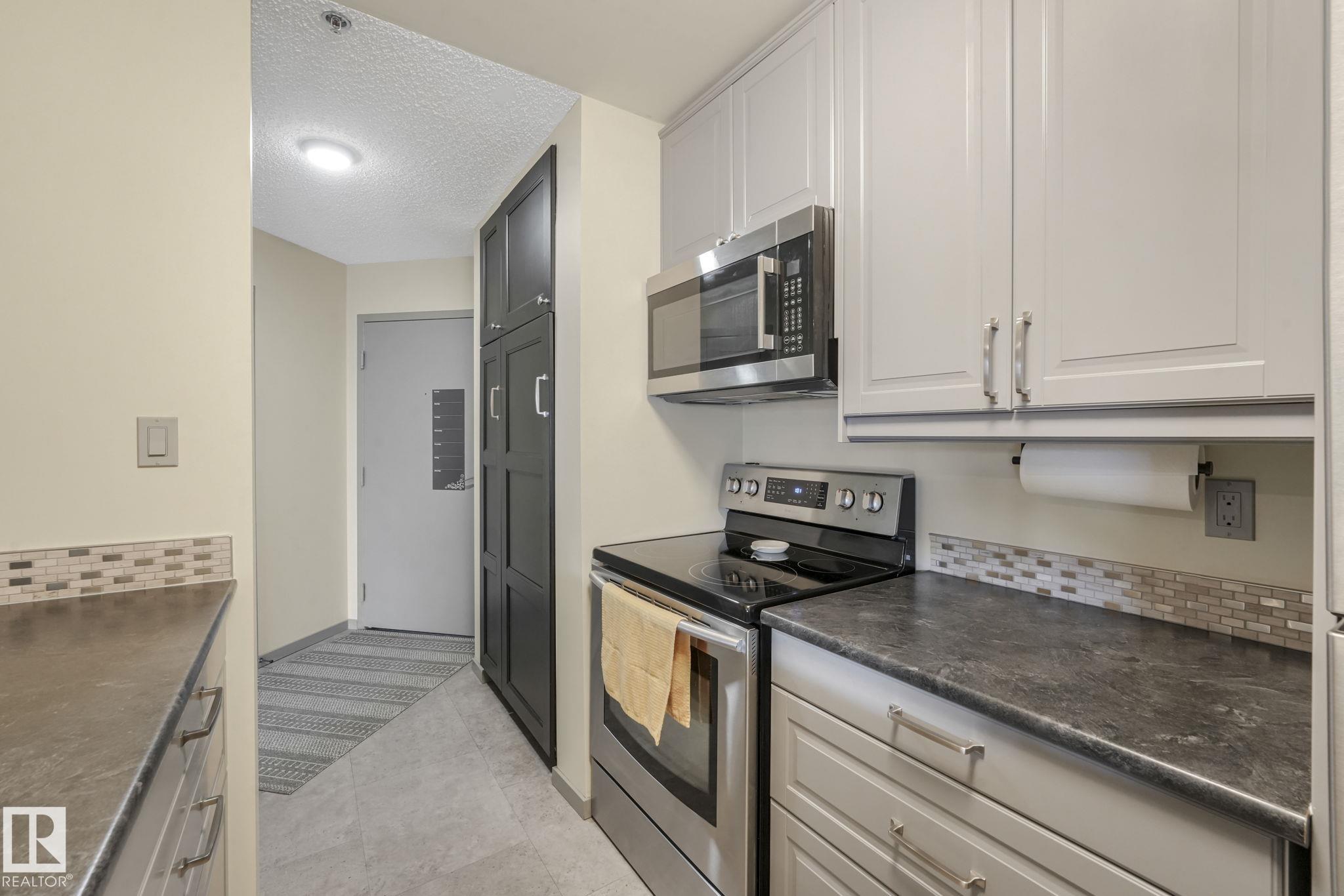 Photo 10 at 308 - 11218 80 Street NW, Cromdale, Edmonton