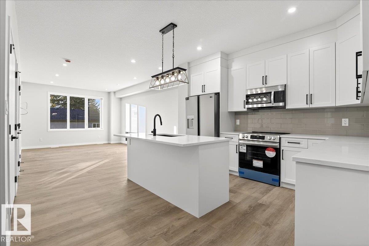 10506 162 Street NW, Britannia Youngstown, Edmonton 