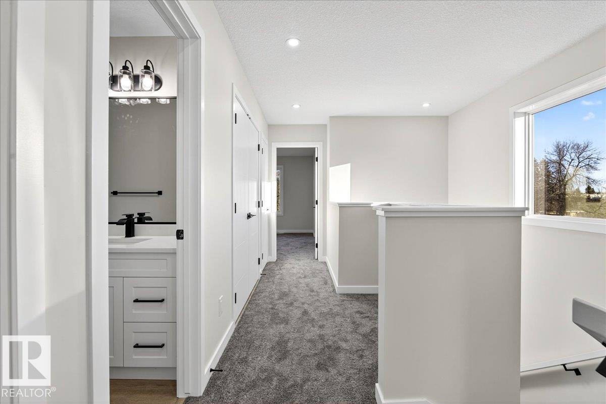 Photo 21 at 10506 162 Street NW, Britannia Youngstown, Edmonton