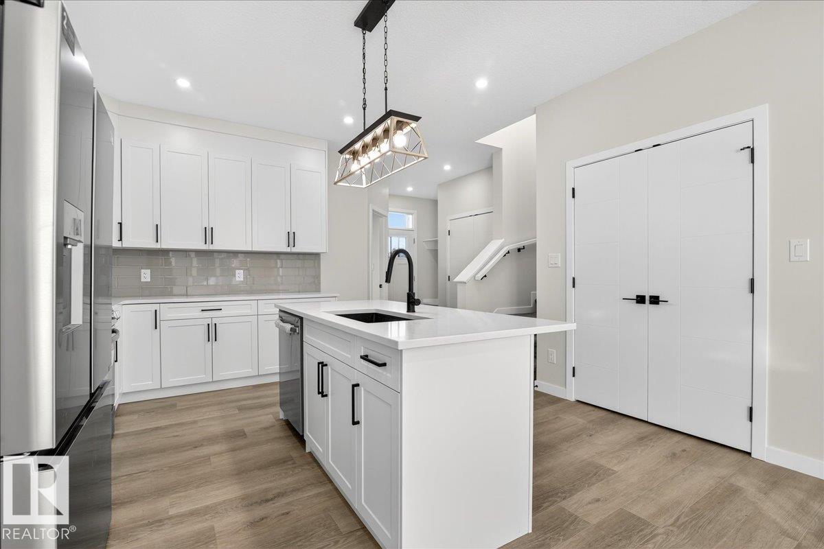 Photo 10 at 10506 162 Street NW, Britannia Youngstown, Edmonton