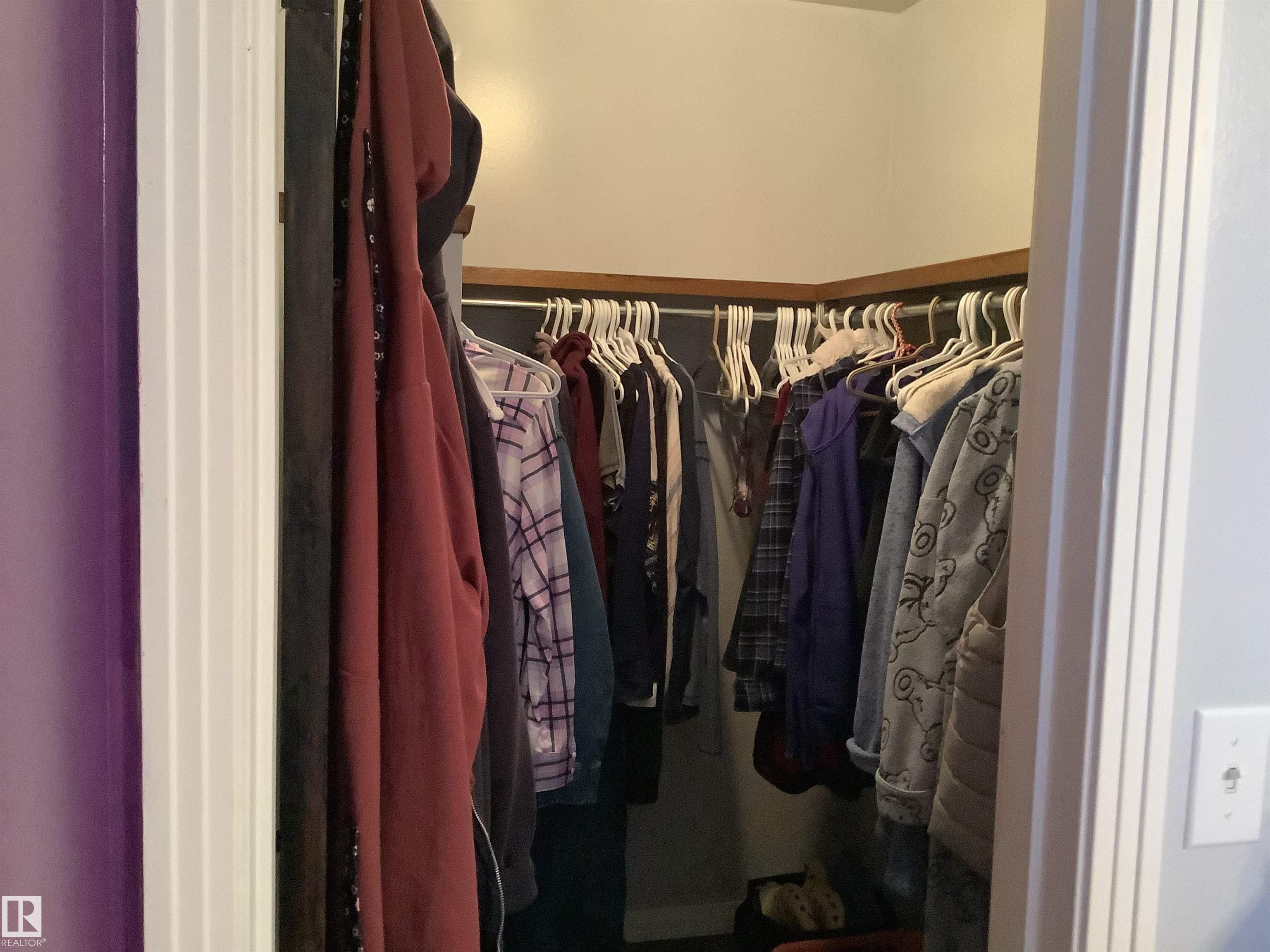 Photo 8 at 29 Wheatstone Crescent, Woodlands, St. Albert