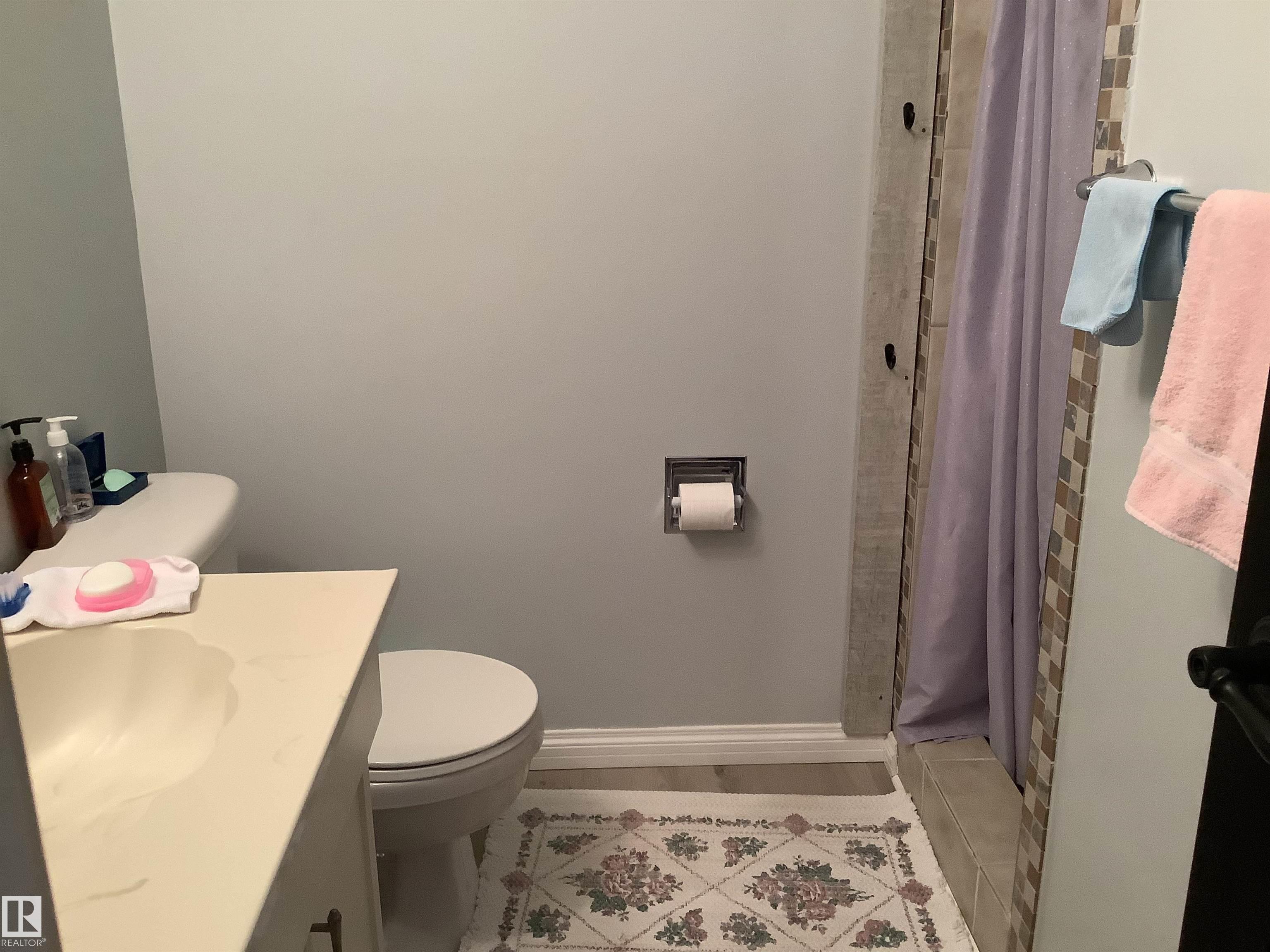 Photo 9 at 29 Wheatstone Crescent, Woodlands, St. Albert