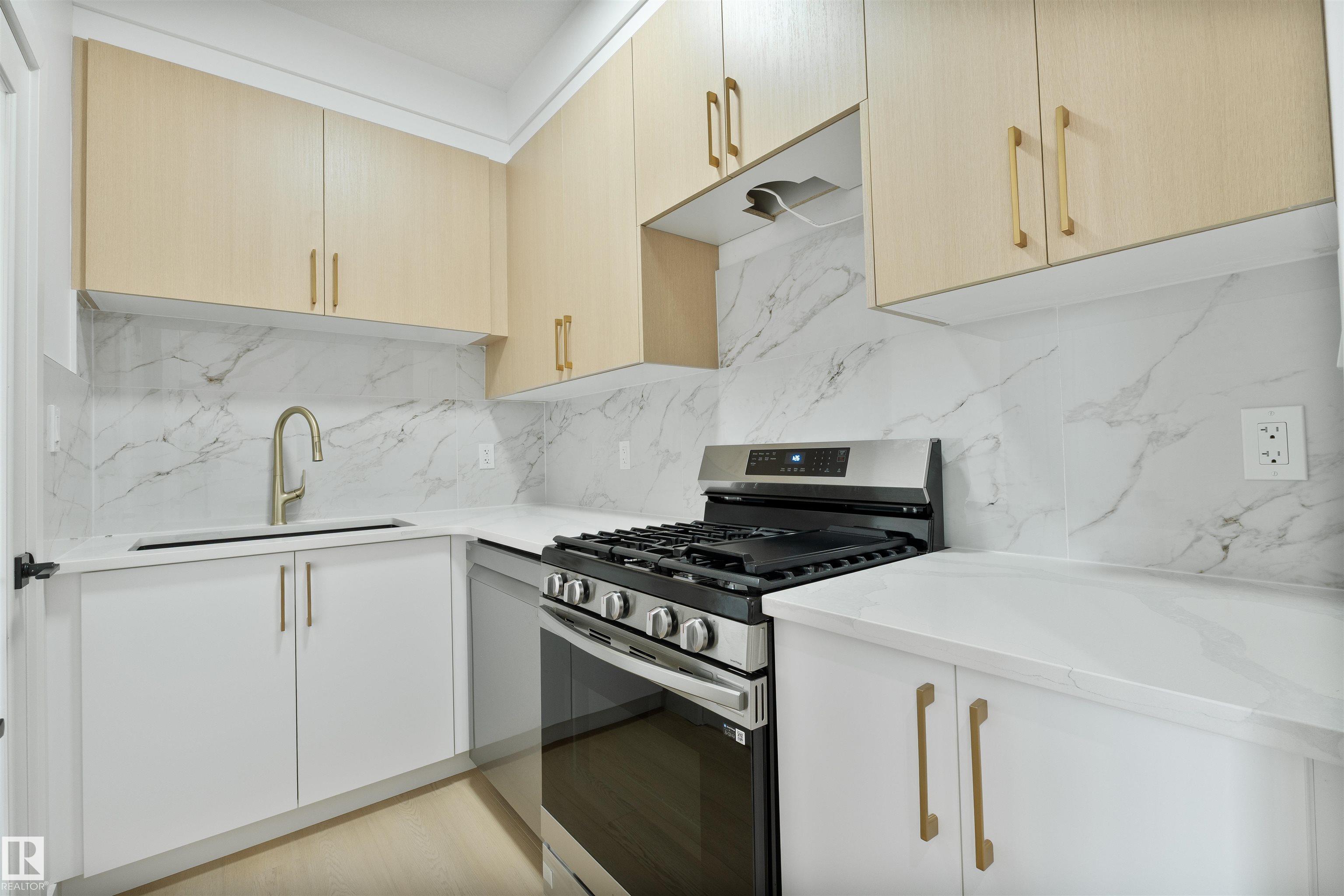 Photo 12 at 603 Ashgrove Circle, None, Leduc