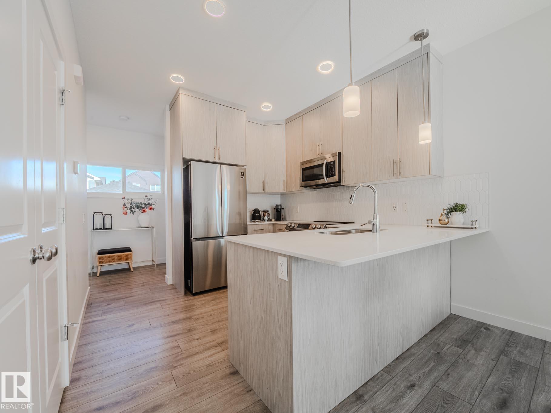 Photo 12 at 2957 Coughlan Green green SW, Chappelle Area, Edmonton