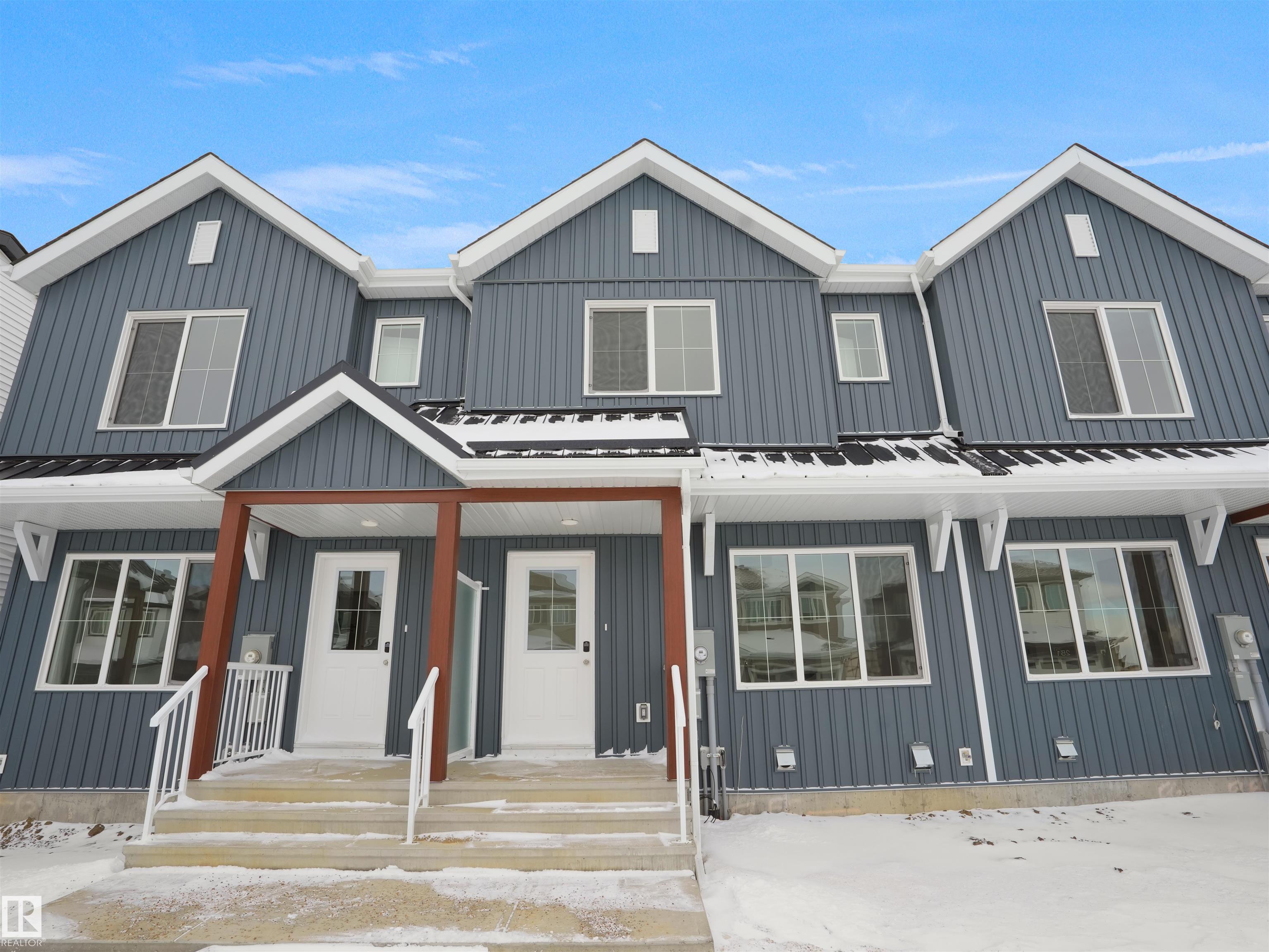 NO CONDO FEES and AMAZING VALUE! You read that right welcome to this brand new townhouse unit the ?Georgia? Built by StreetSide Developments and is located in one of Sherwood Park's newest premier communities of Summerwood. With almost 1300 square Feet, front and back yard is landscaped, fully fenced , deck and a double detached garage, this opportunity is perfect for a young family or young couple. Your main floor is complete with upgrade luxury Laminate and Vinyl plank flooring throughout the great room and the kitchen. Highlighted in your new kitchen are upgraded cabinets, upgraded counter tops and a tile back splash. Finishing off the main level is a 2 piece bathroom. The upper level has 3 bedrooms and 2 full bathrooms that is perfect for a first time buyer. This home is now move in ready!