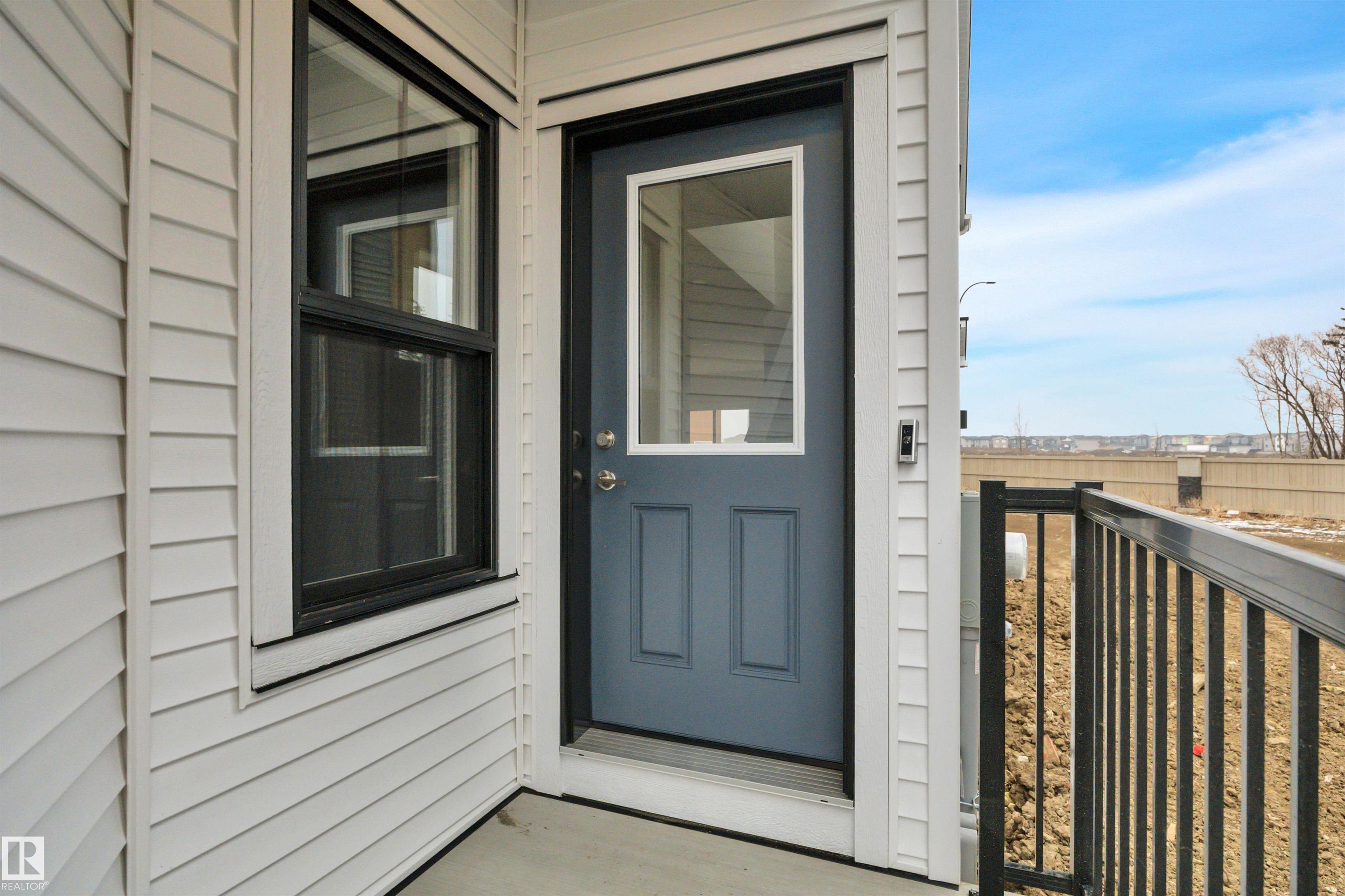 Picture for 827 ROWAN CL SW