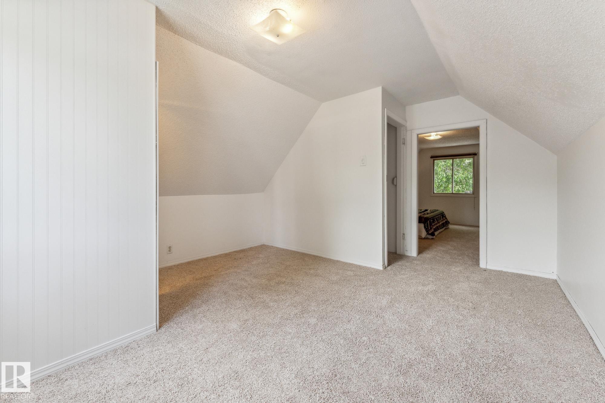 Photo 32 at 11211 93 Street NW, Alberta Avenue, Edmonton