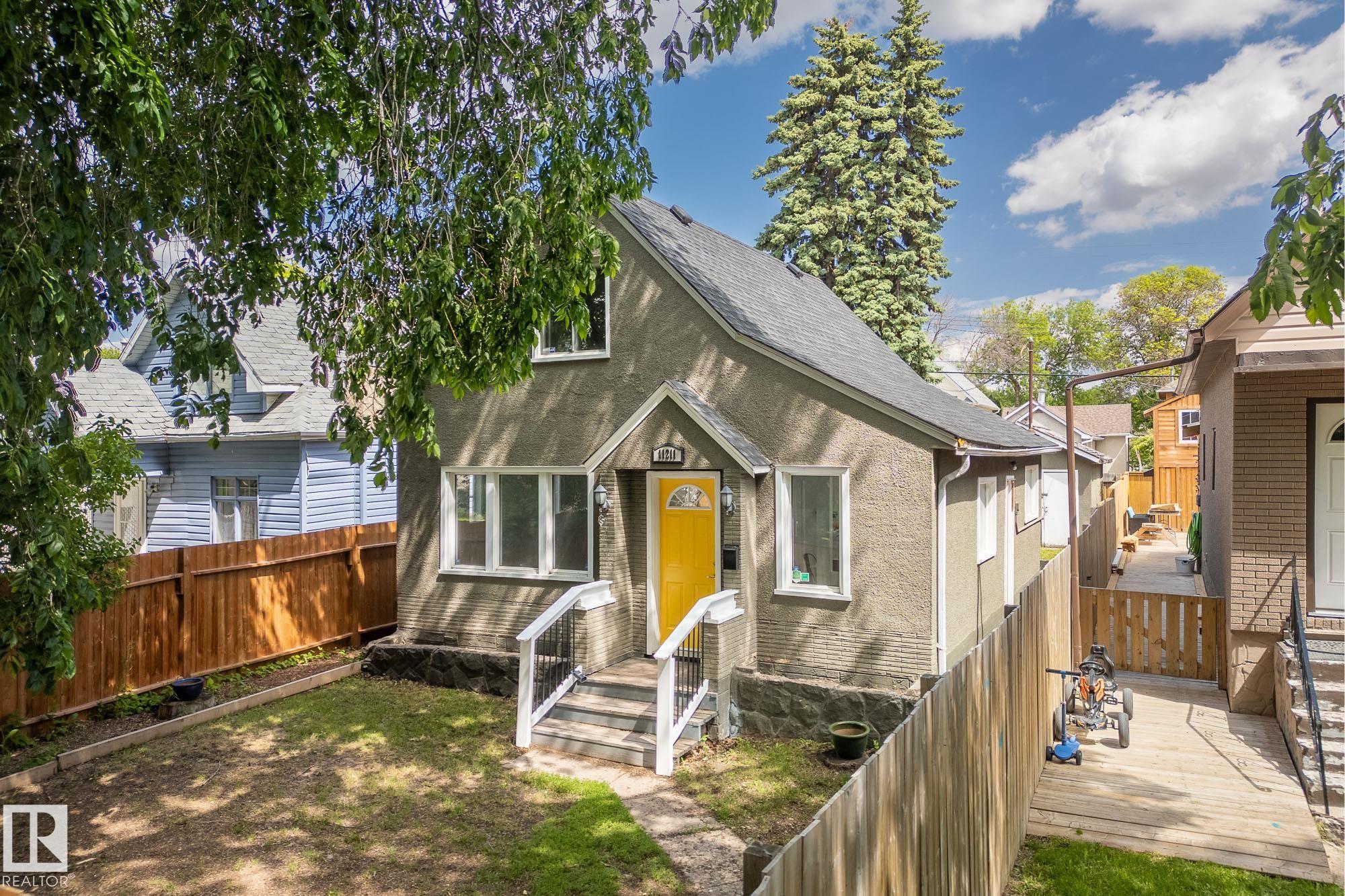 Photo 43 at 11211 93 Street NW, Alberta Avenue, Edmonton