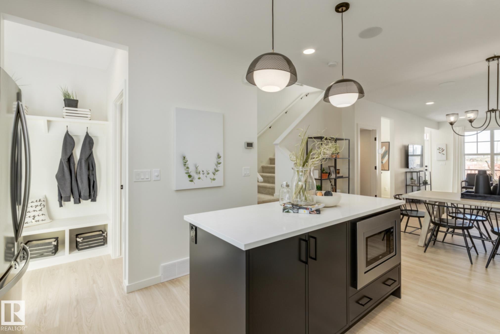 7102 50a Avenue, Elan, Beaumont