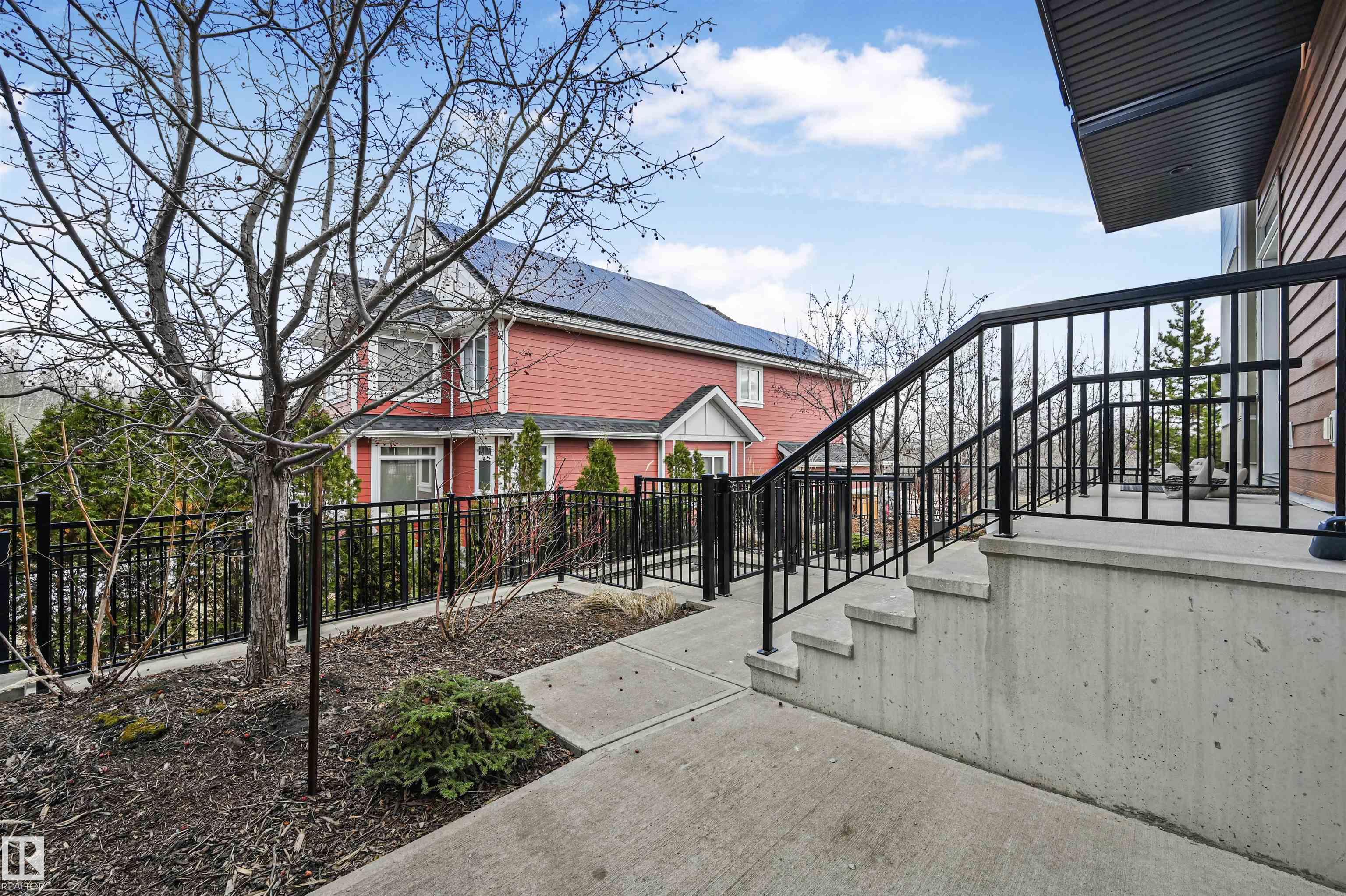 Photo 3 at 7506 May Common NW, Magrath Heights, Edmonton