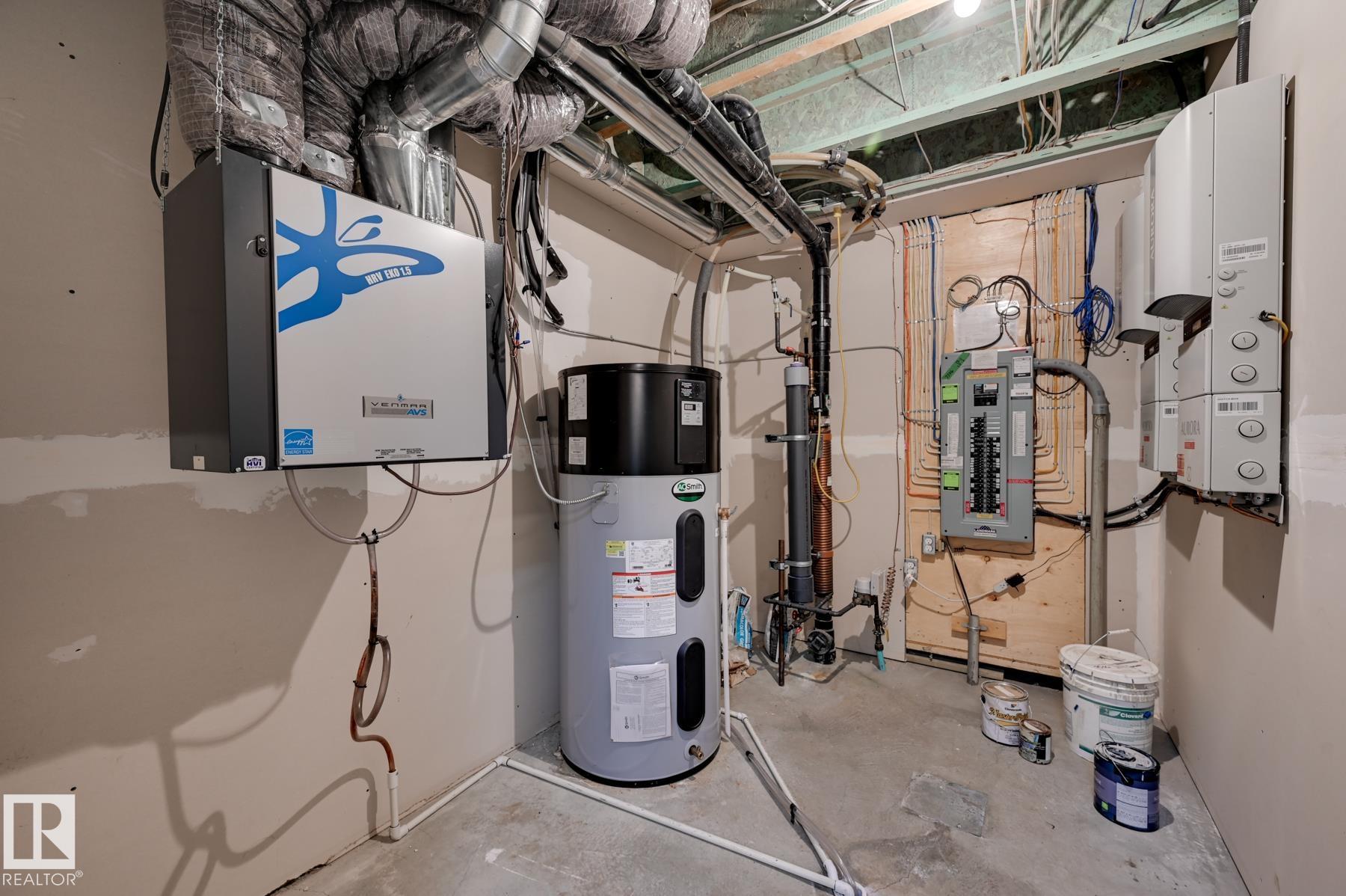 Photo 35 at 7506 May Common NW, Magrath Heights, Edmonton