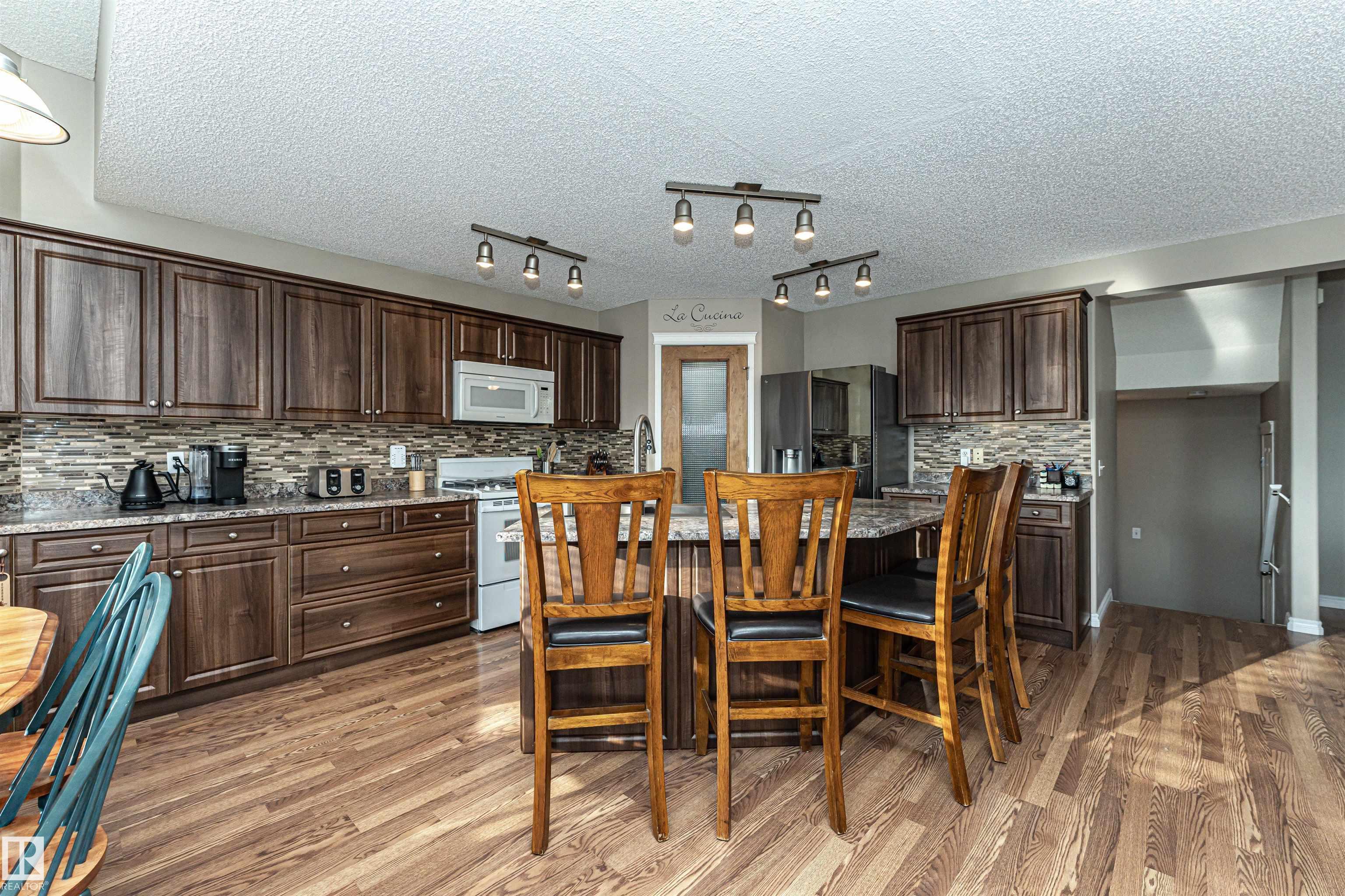 Photo 15 at 23 Deer Park Crescent, Deer Park, Spruce Grove
