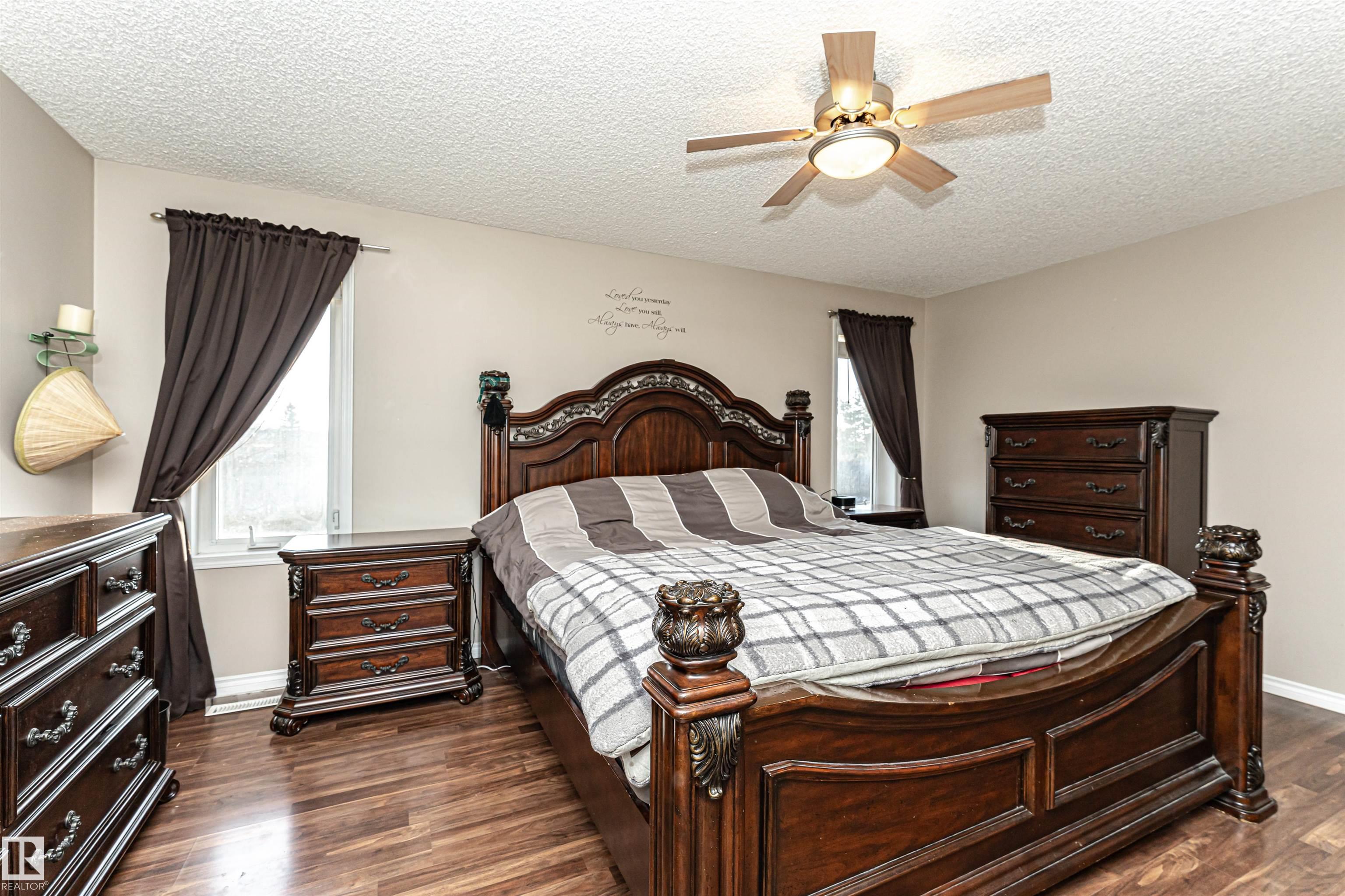 Photo 37 at 23 Deer Park Crescent, Deer Park, Spruce Grove