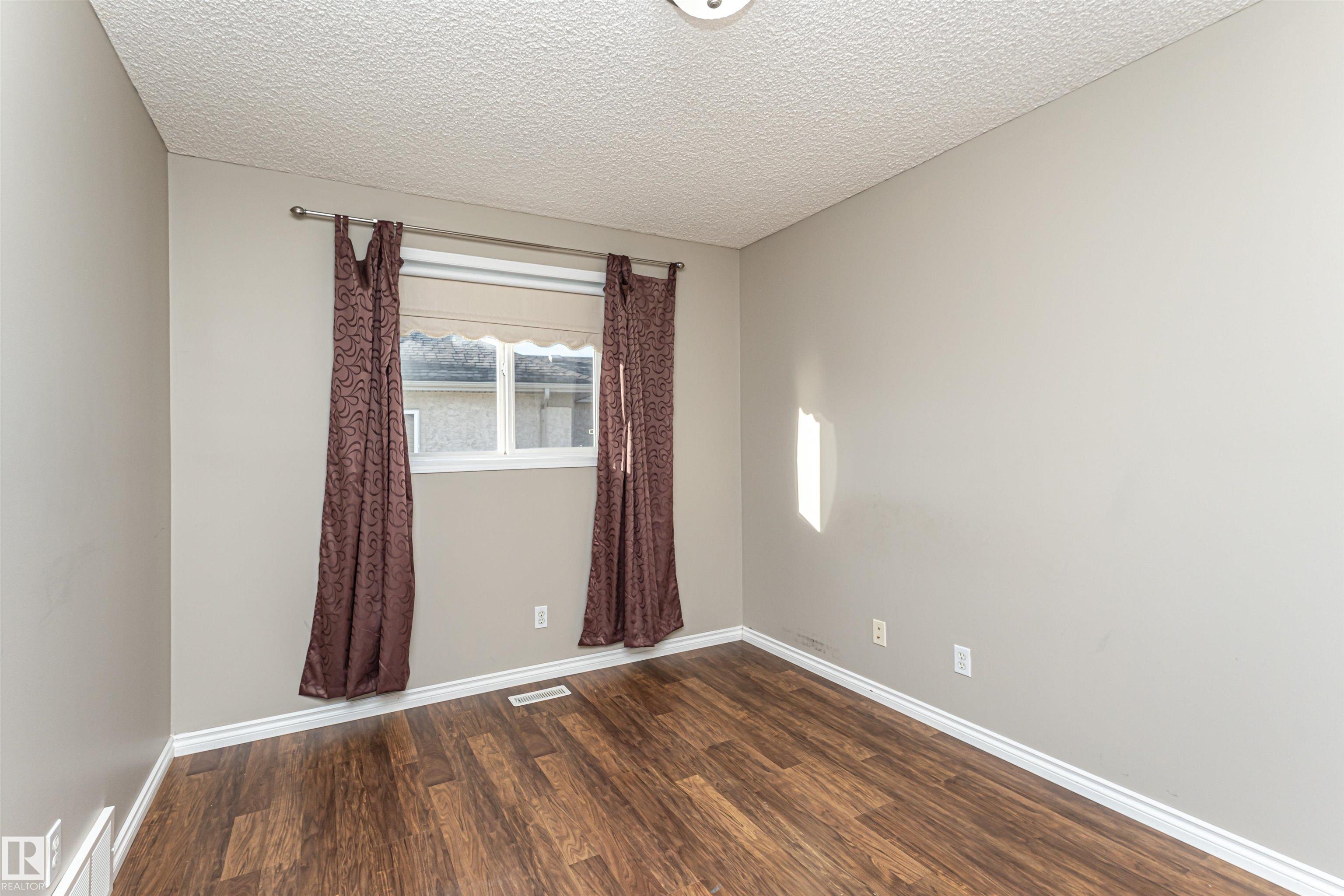 Photo 49 at 23 Deer Park Crescent, Deer Park, Spruce Grove