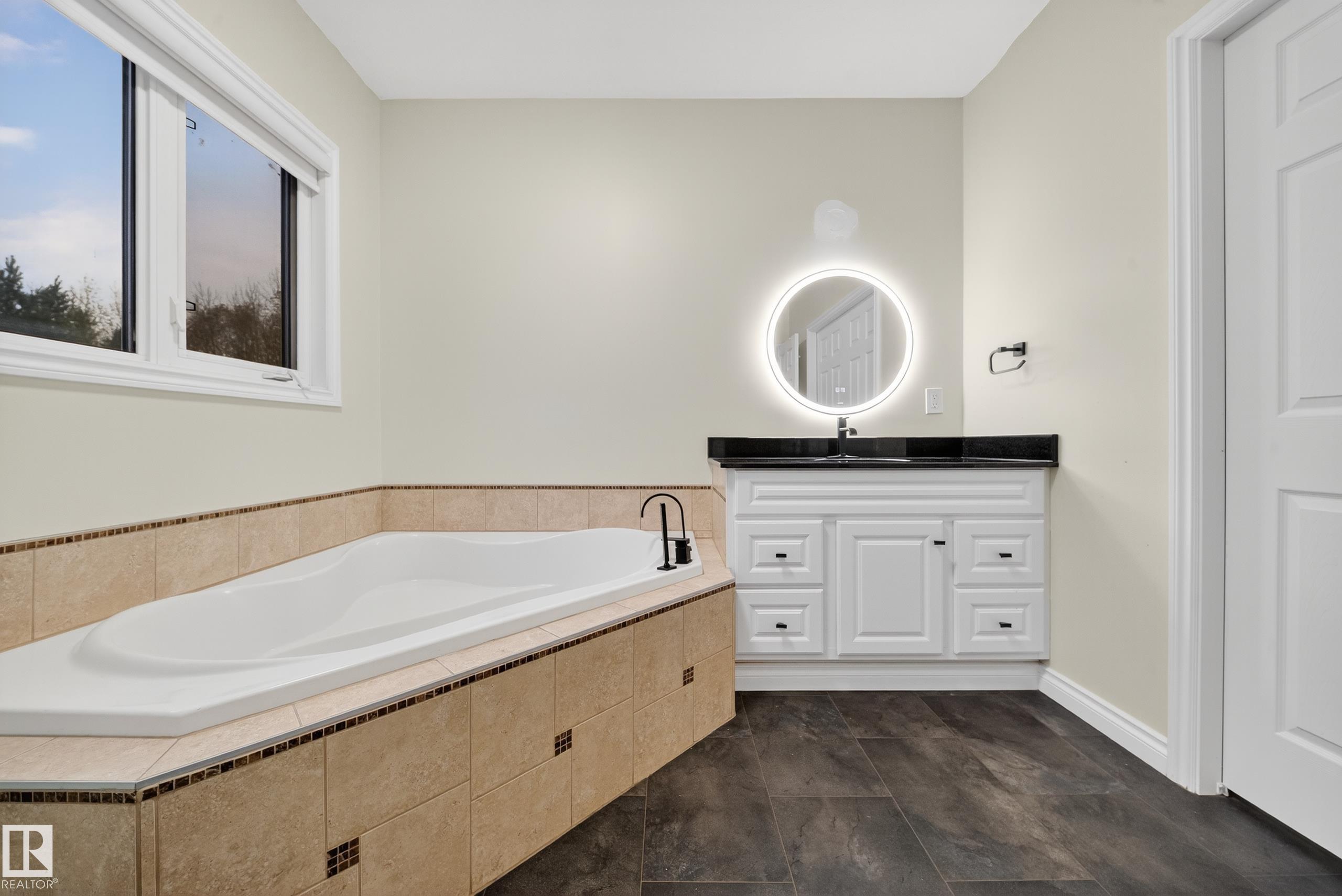 Photo 43 at 37 - 51528 Rge Road 262, Sunset View Acres, Rural Parkland County