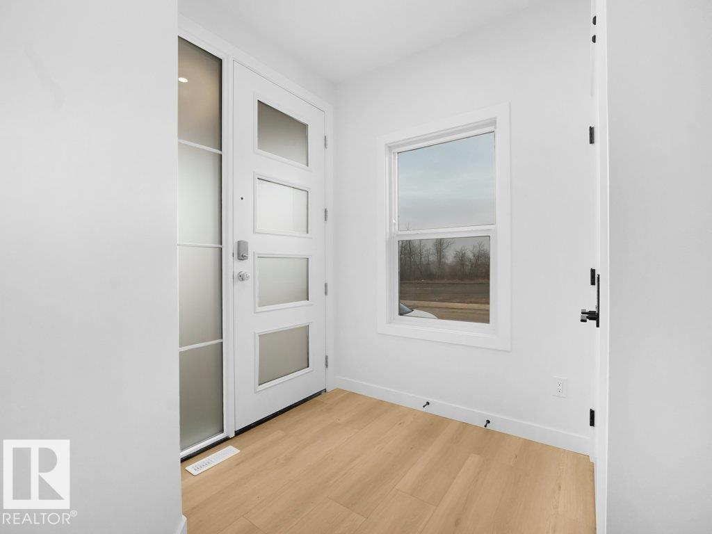 Photo 12 at 3305 Chernowski Way SW, Chappelle Area, Edmonton