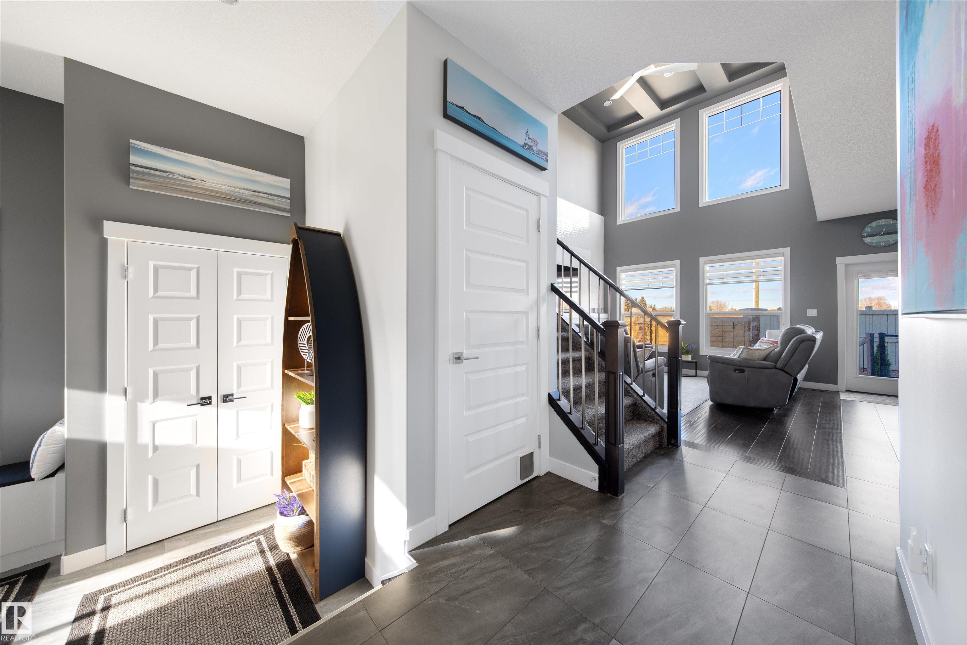 Photo 3 at 4915 38 Street, Forest Heights, Beaumont