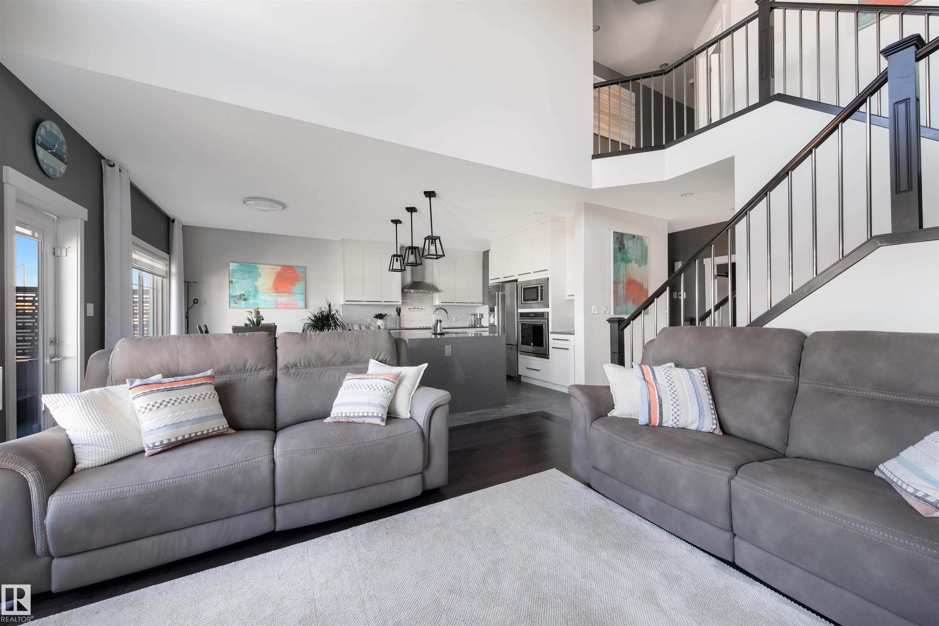 Photo 6 at 4915 38 Street, Forest Heights, Beaumont