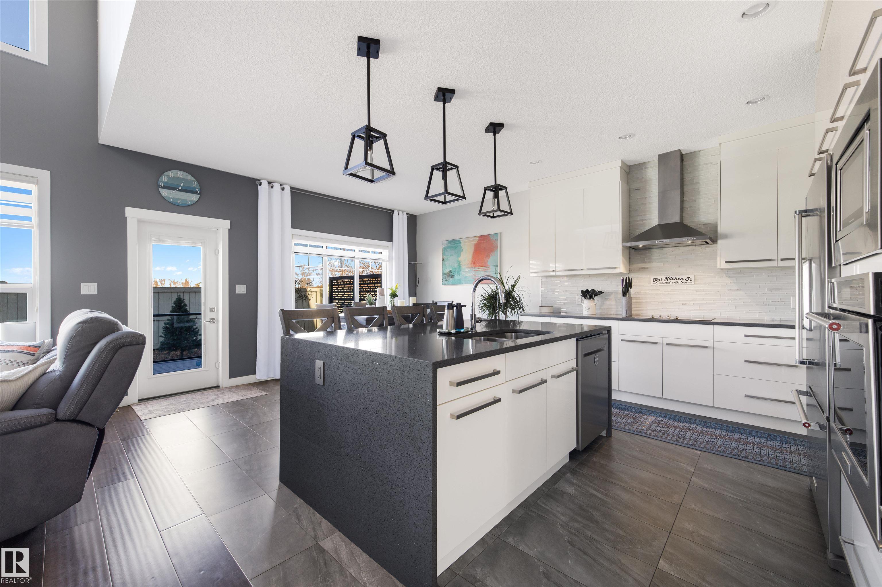 Photo 7 at 4915 38 Street, Forest Heights, Beaumont