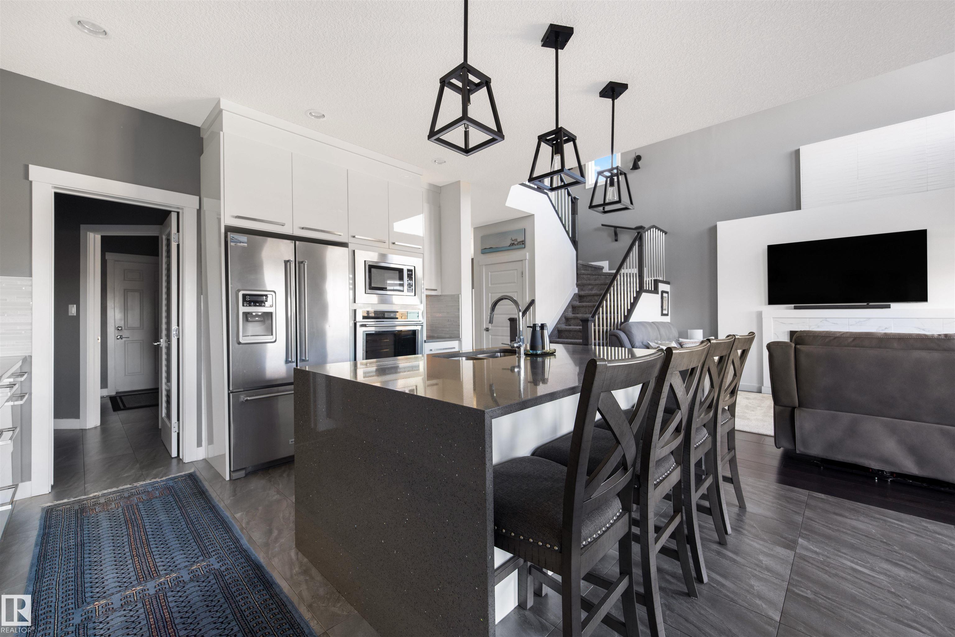 Photo 9 at 4915 38 Street, Forest Heights, Beaumont