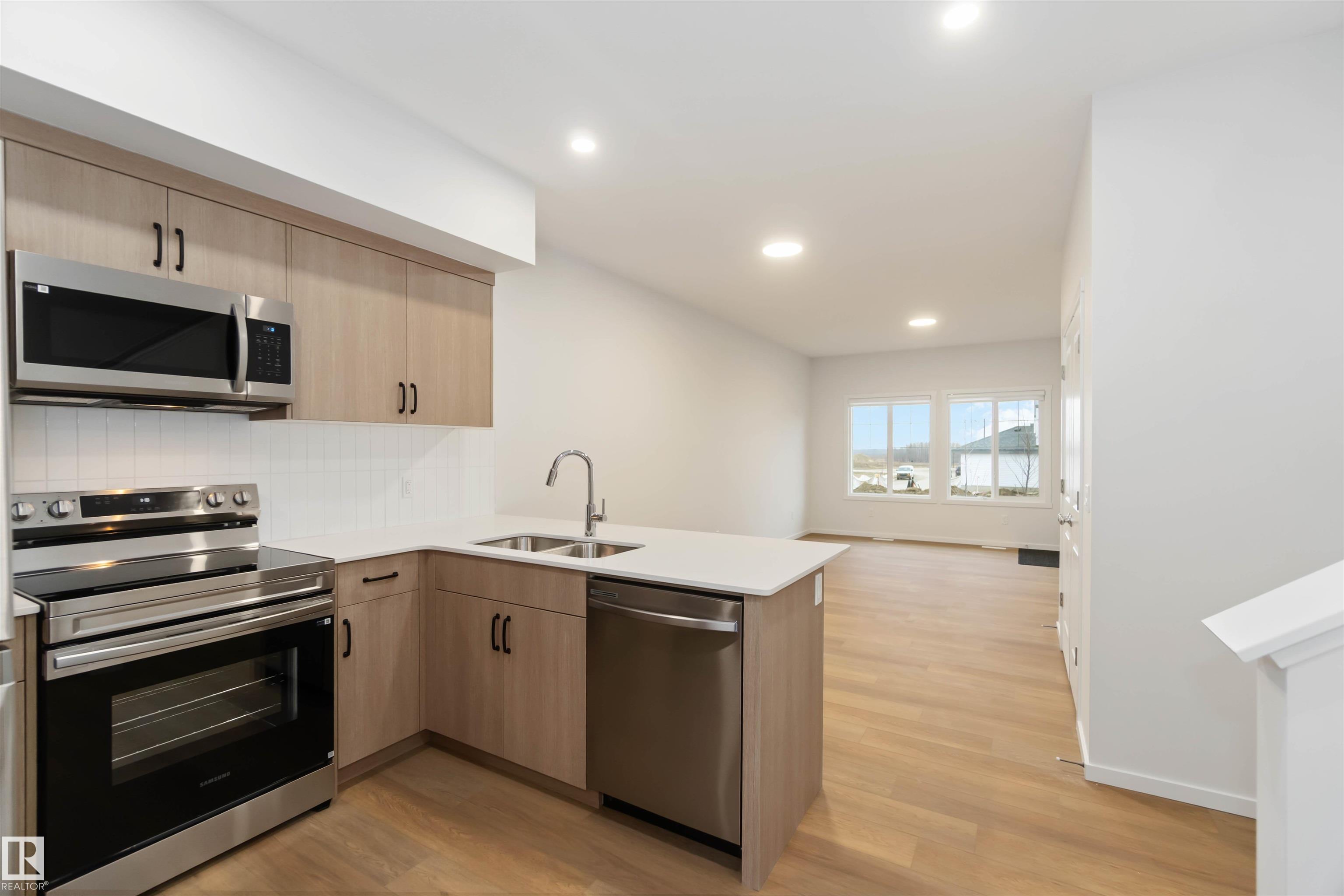 Picture for 4275 KINGLET DR NW NW