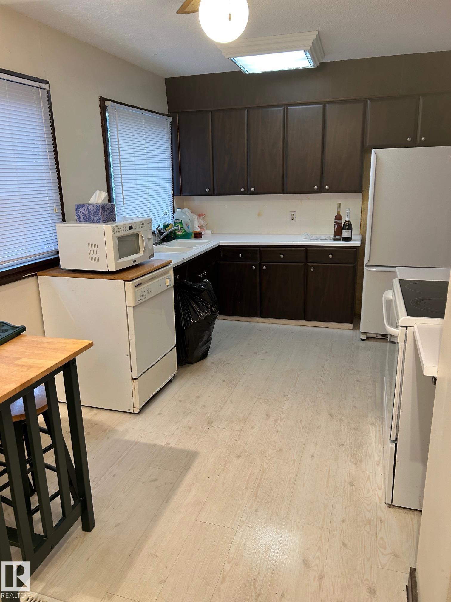 Picture for 12310 81 ST NW NW