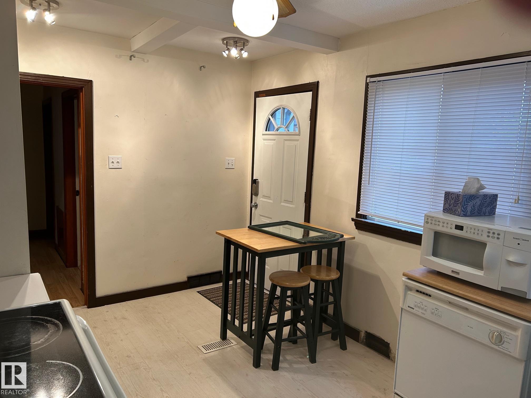 Picture for 12310 81 ST NW NW