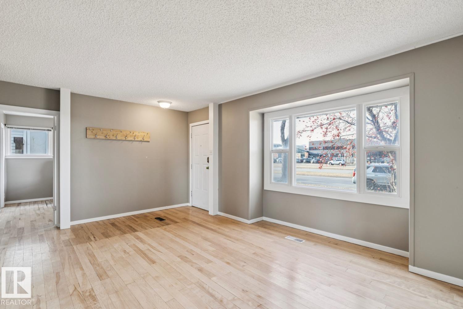 Picture for 12127 107 ST NW