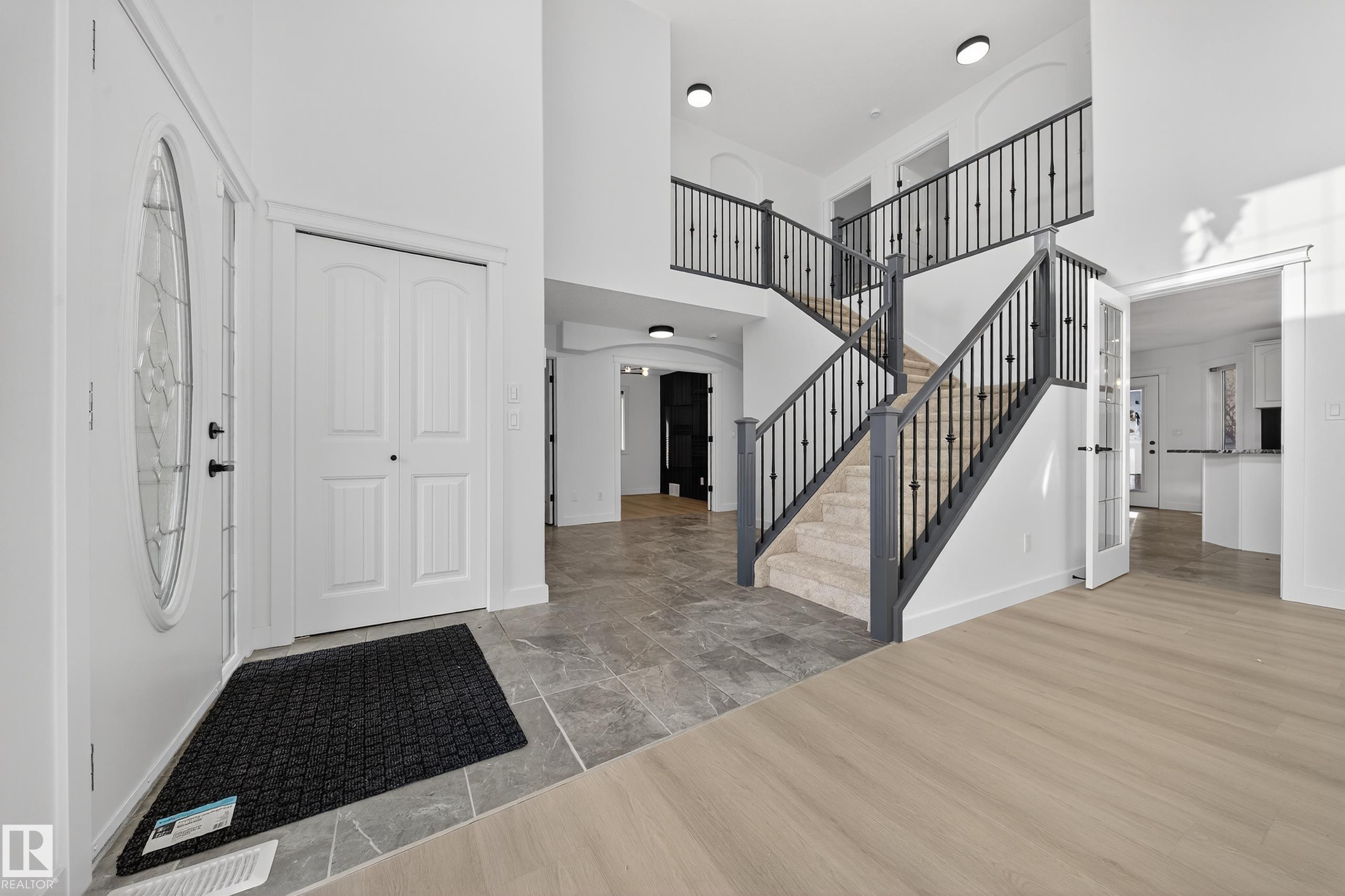 Photo 15 at 10916 175 Avenue NW, Chambery, Edmonton