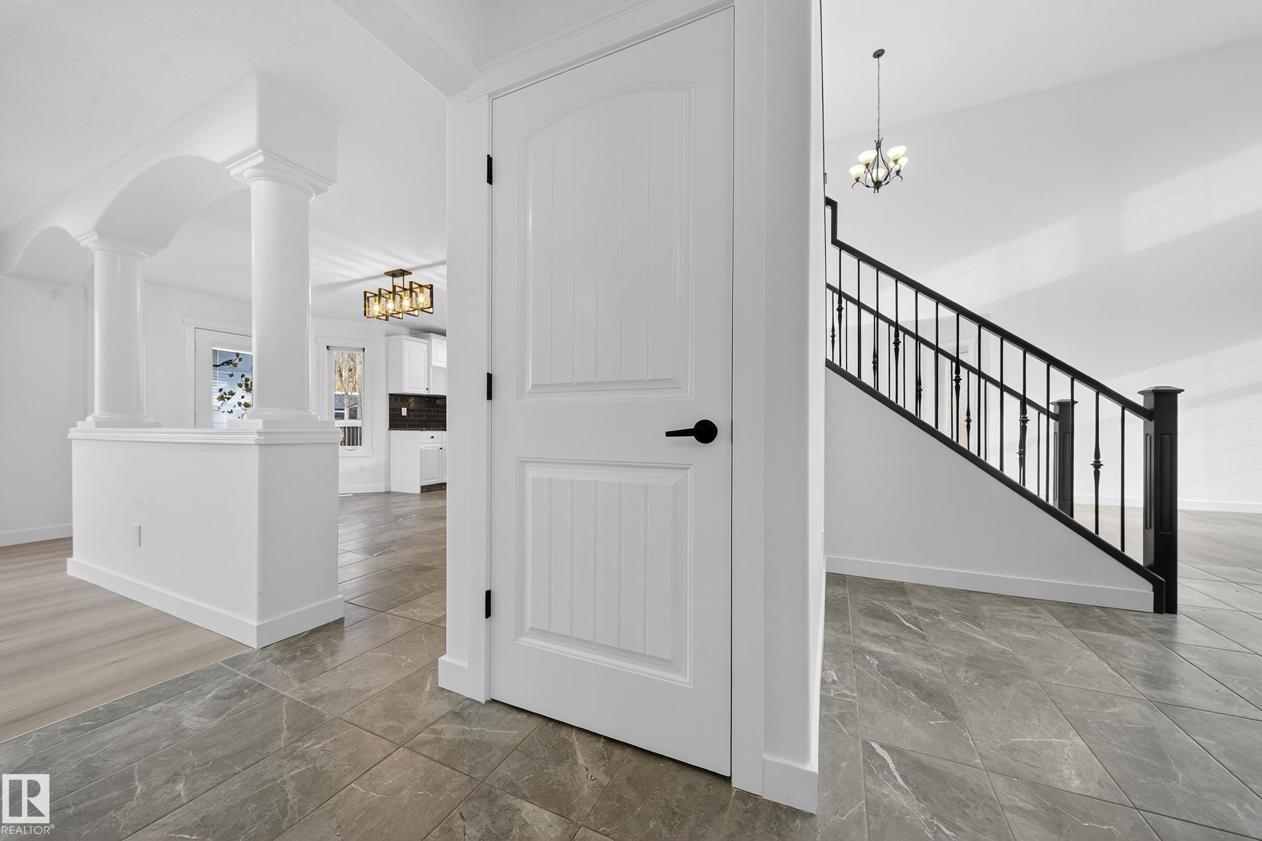 Photo 24 at 10916 175 Avenue NW, Chambery, Edmonton