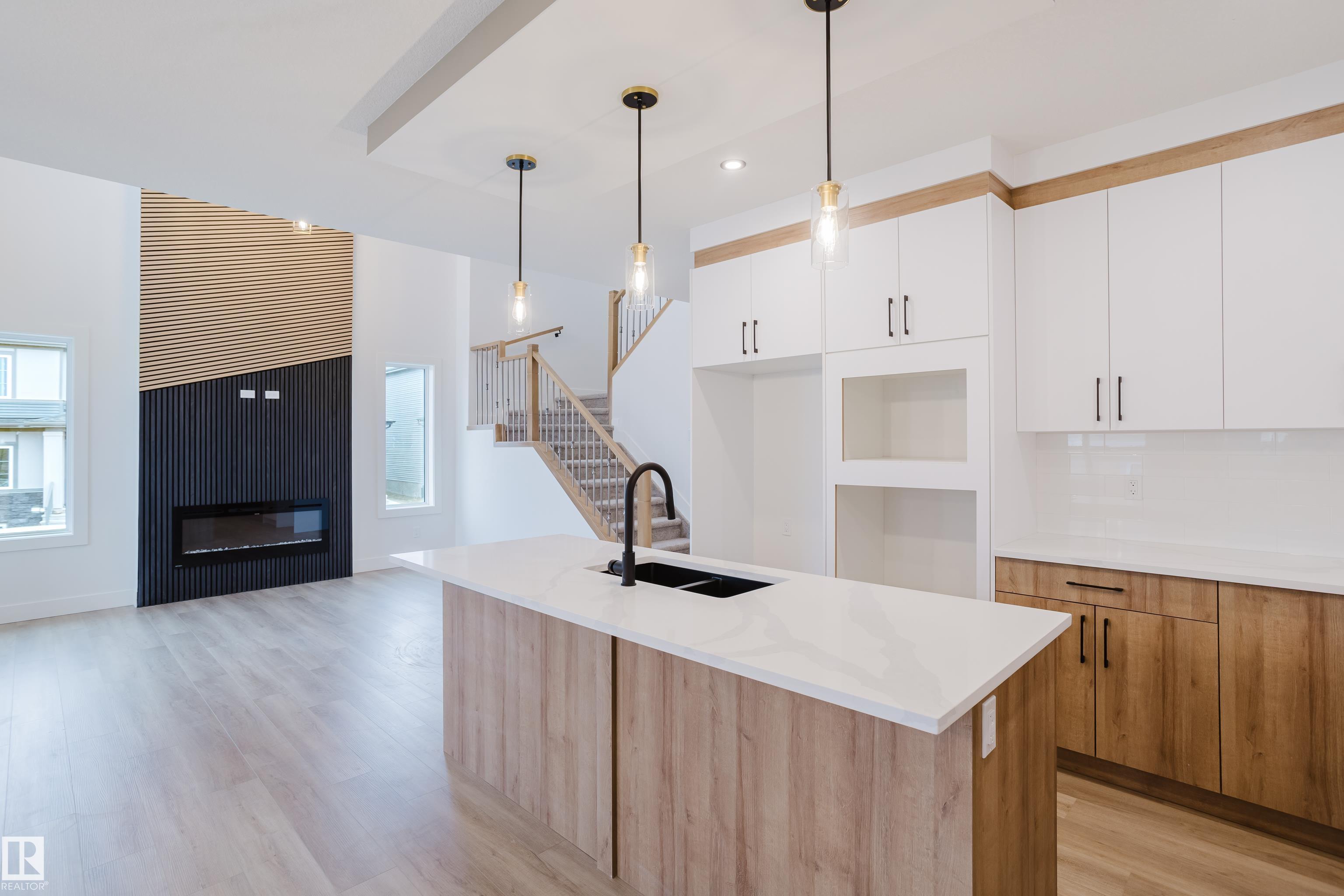 Photo 13 at 1853 Crossbill Loop NW, Kinglet Gardens, Edmonton