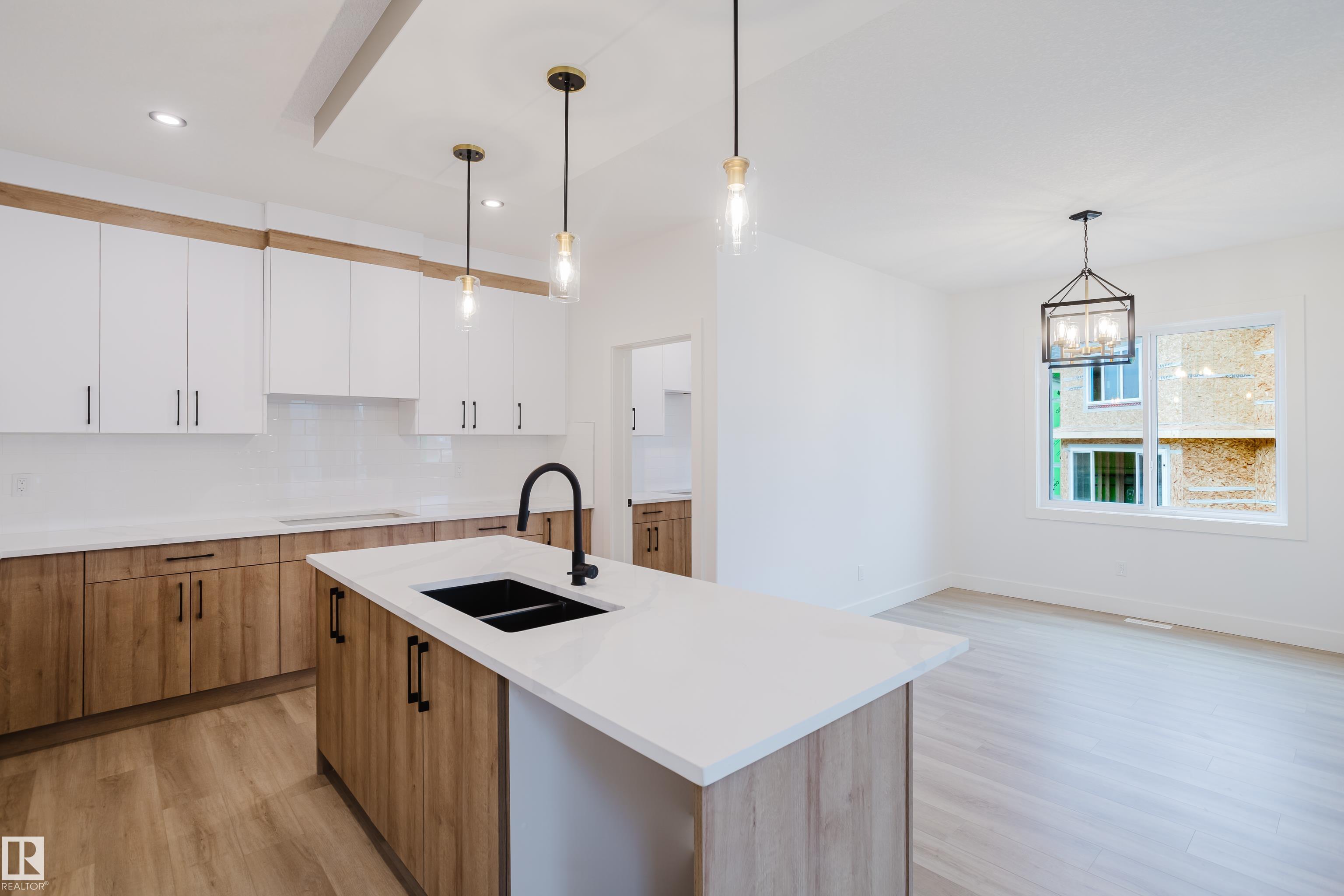 Photo 14 at 1853 Crossbill Loop NW, Kinglet Gardens, Edmonton