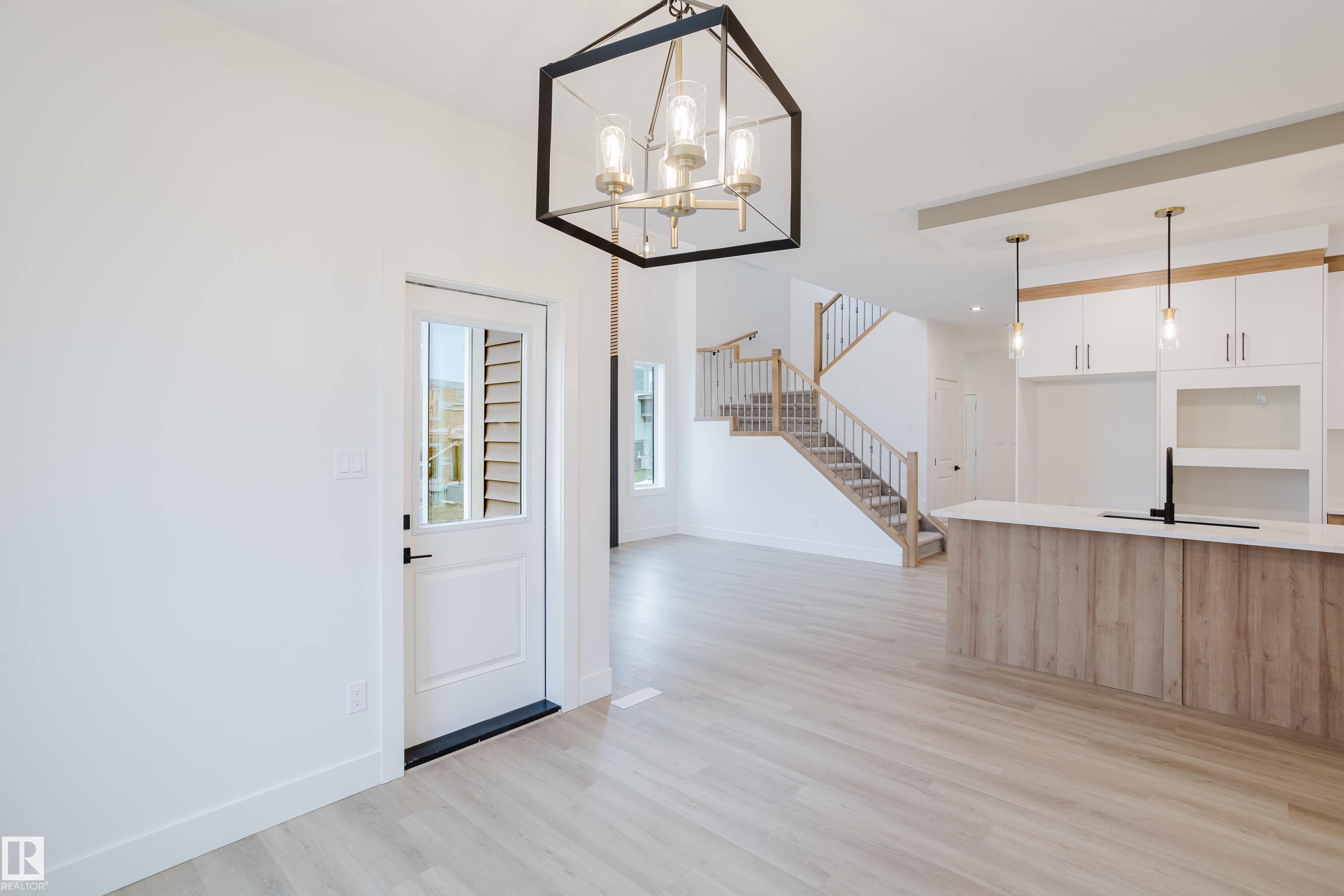 Photo 19 at 1853 Crossbill Loop NW, Kinglet Gardens, Edmonton