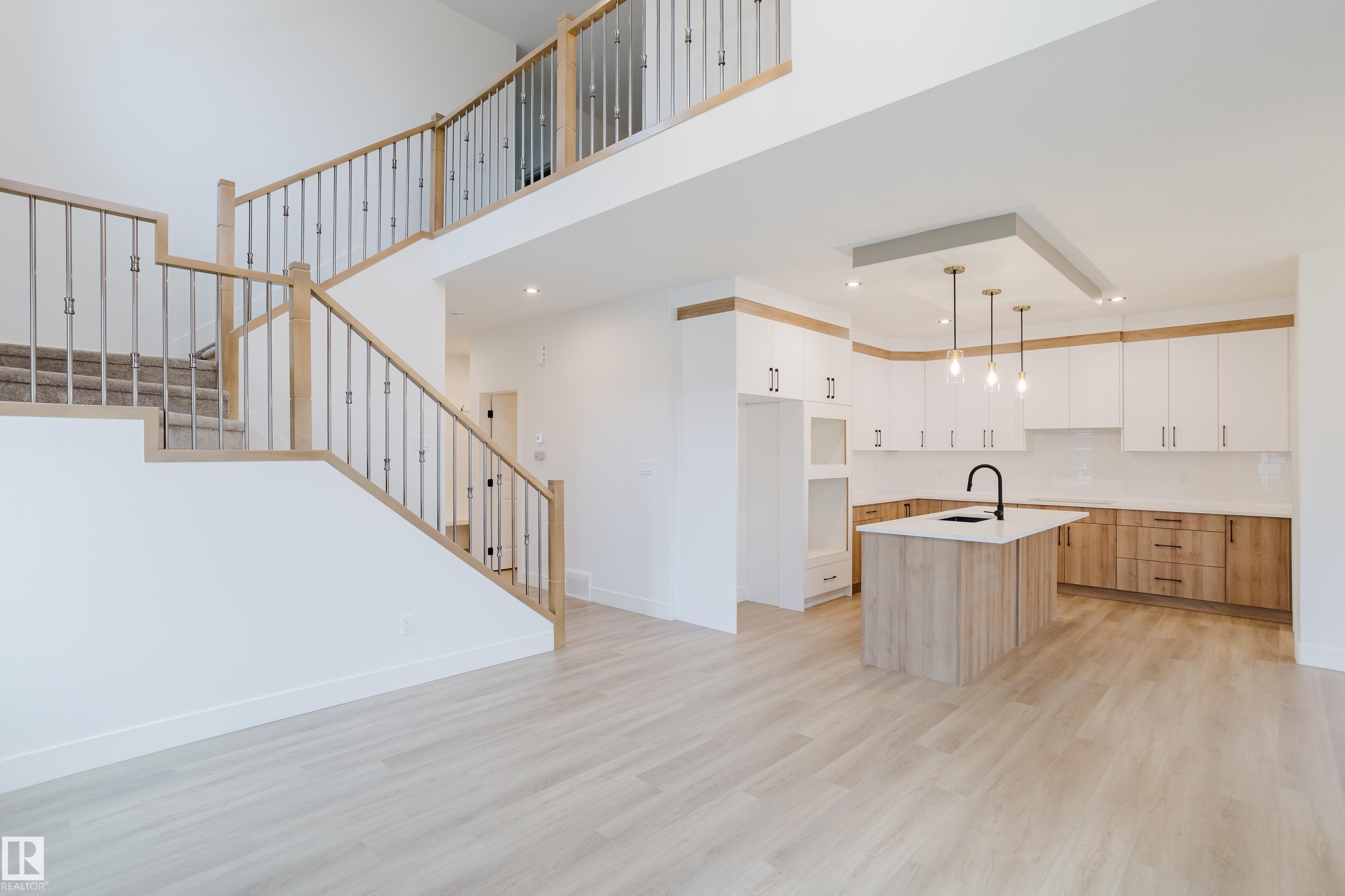 Photo 24 at 1853 Crossbill Loop NW, Kinglet Gardens, Edmonton